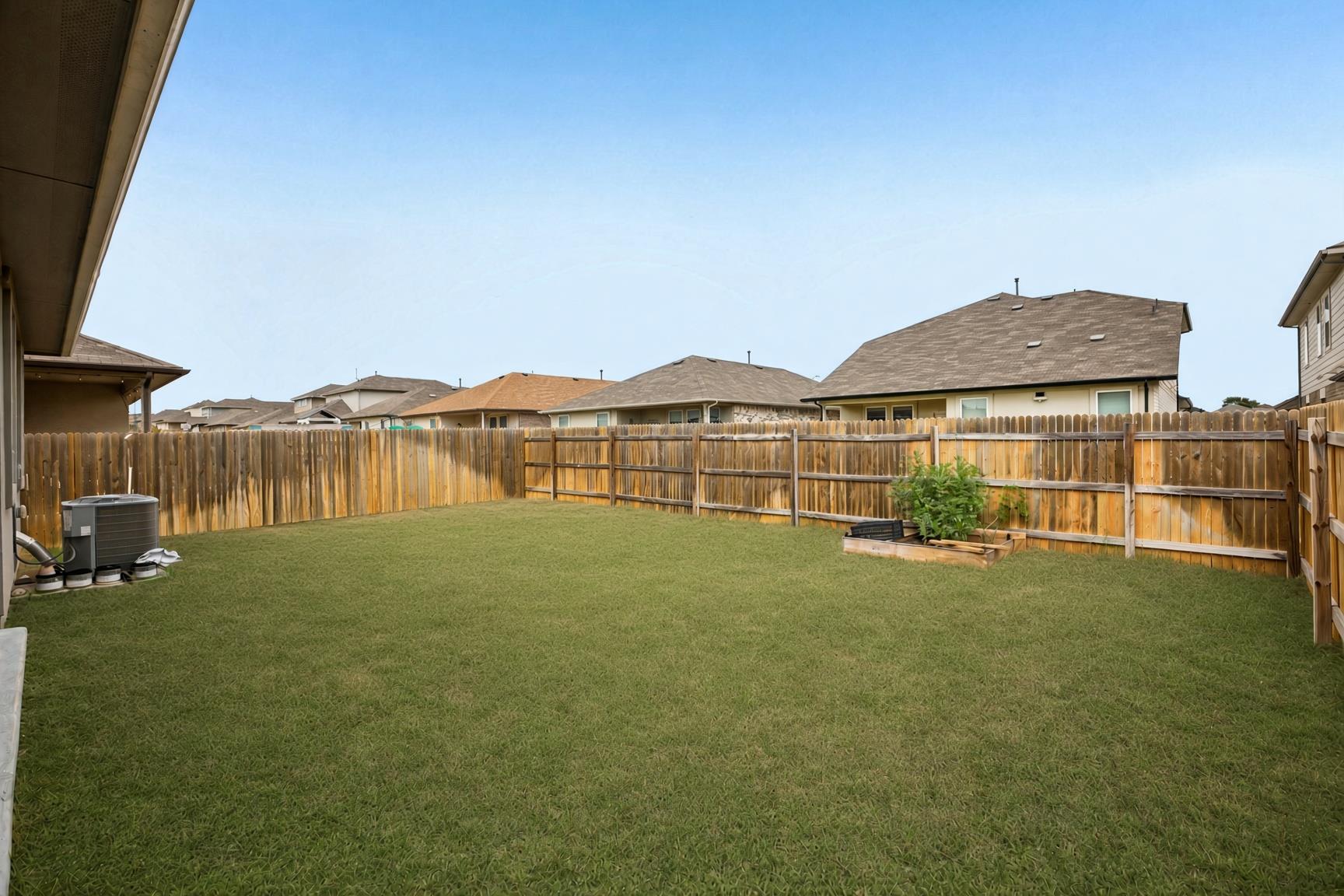 149 Mackinac LN