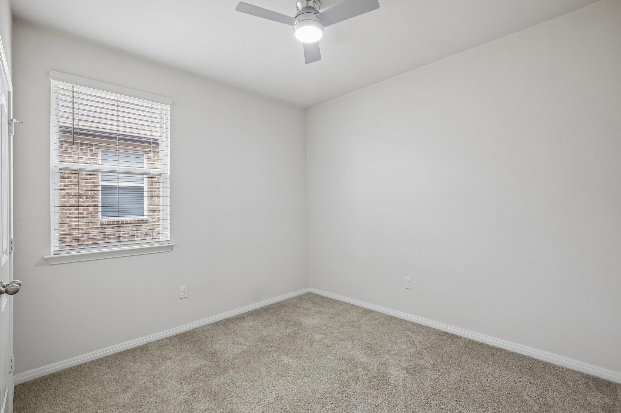 149 Mackinac LN