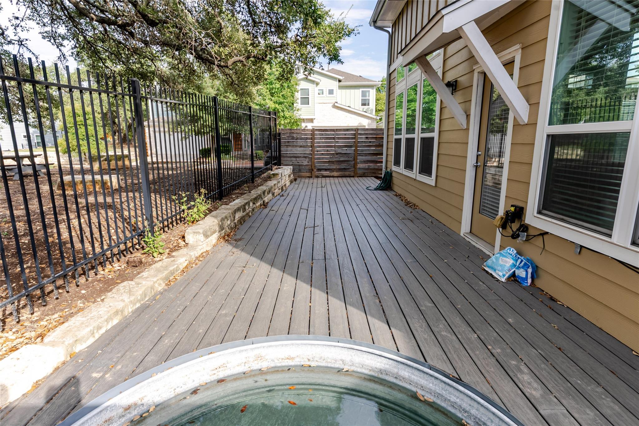 1400 Homespun RD
