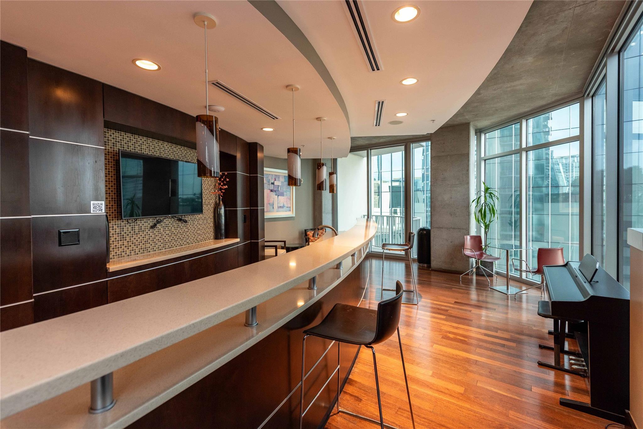 360 Nueces ST # 1214