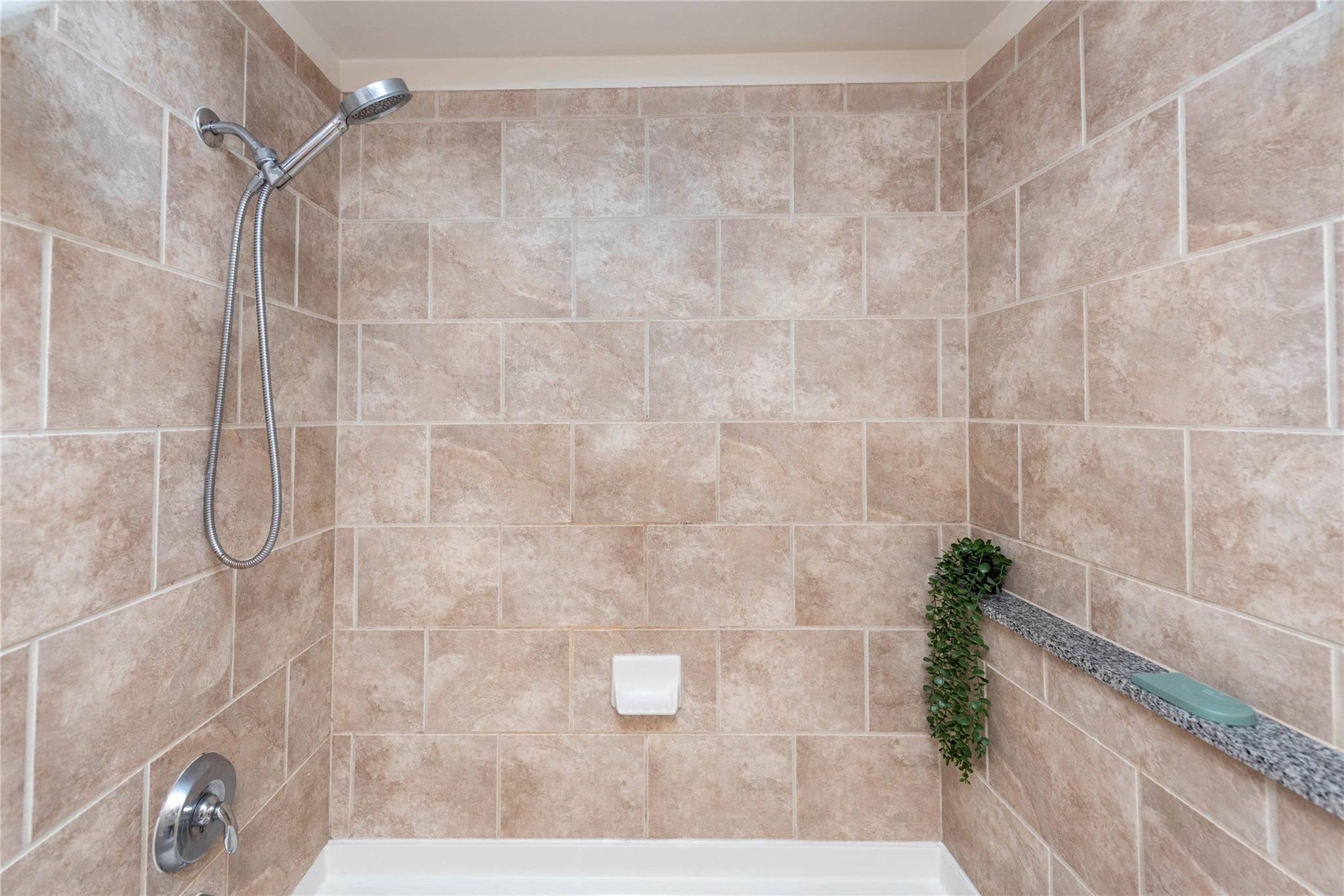 360 Nueces ST # 1214