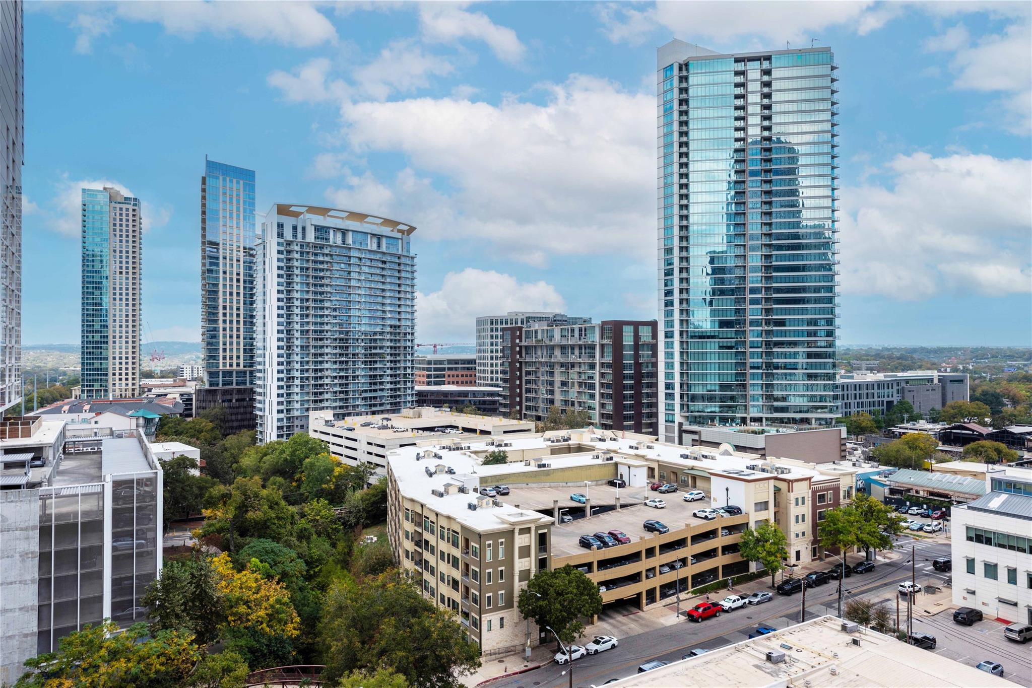 360 Nueces ST # 1214