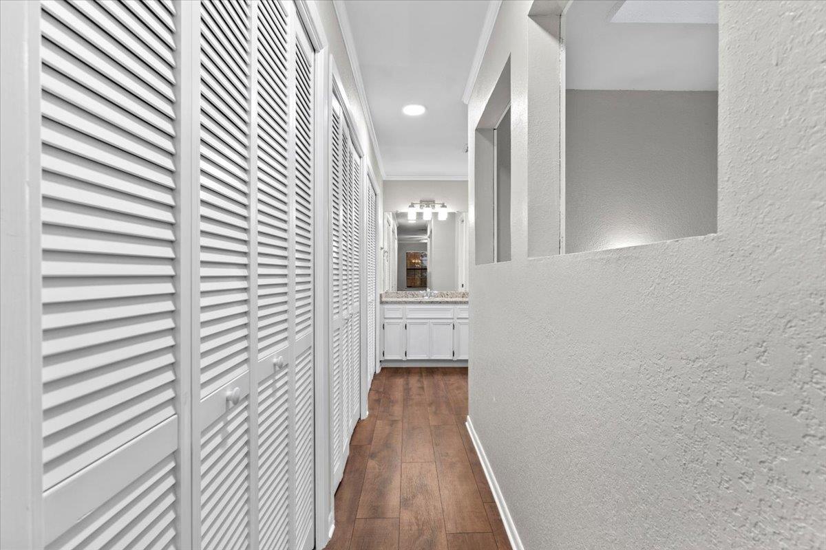 201 E Noton ST # 104