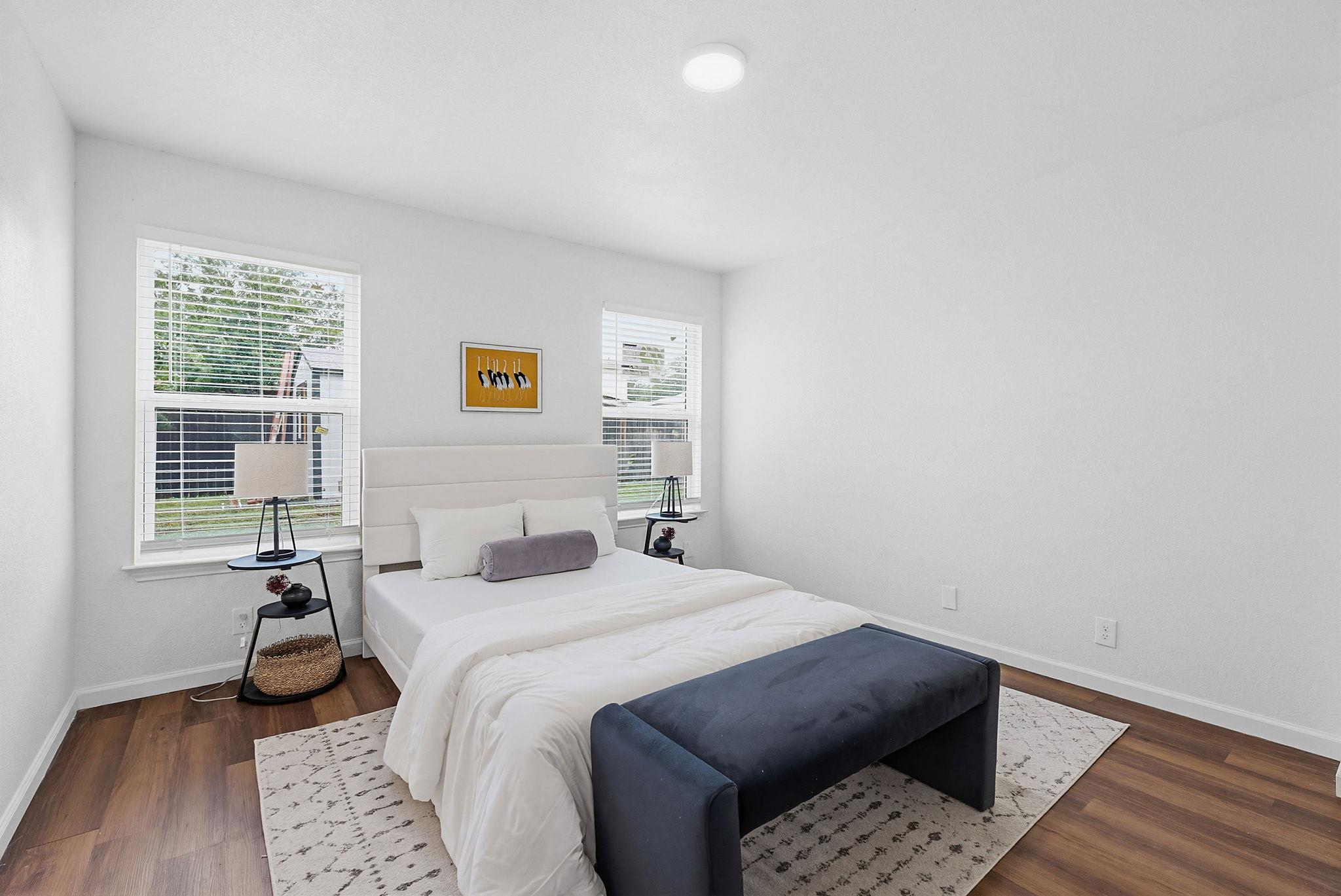 114 Loryn DR