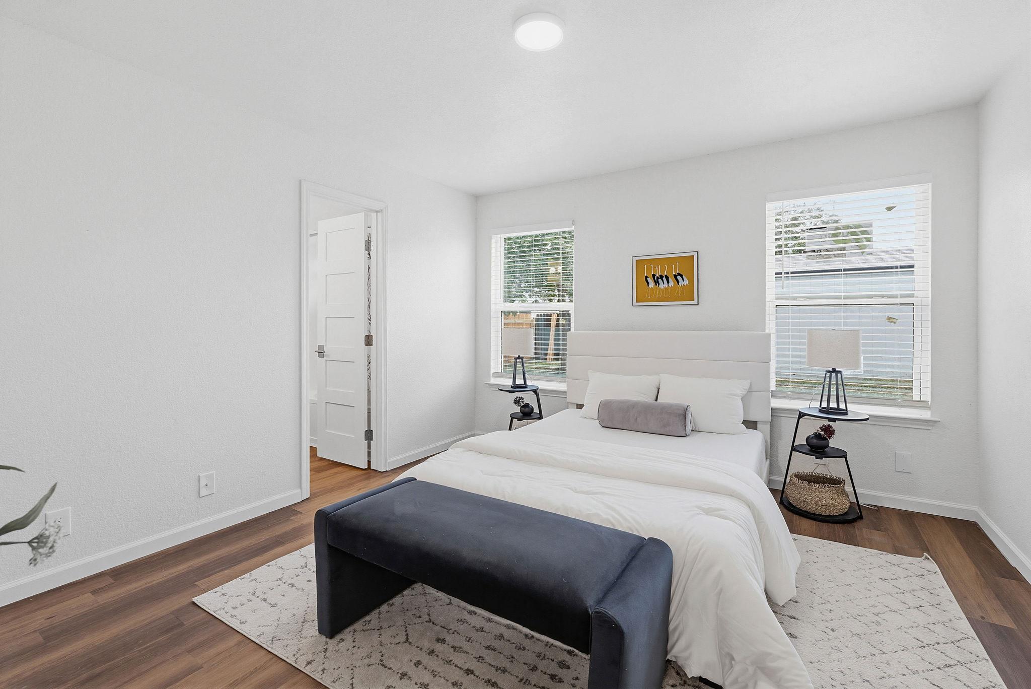 114 Loryn DR