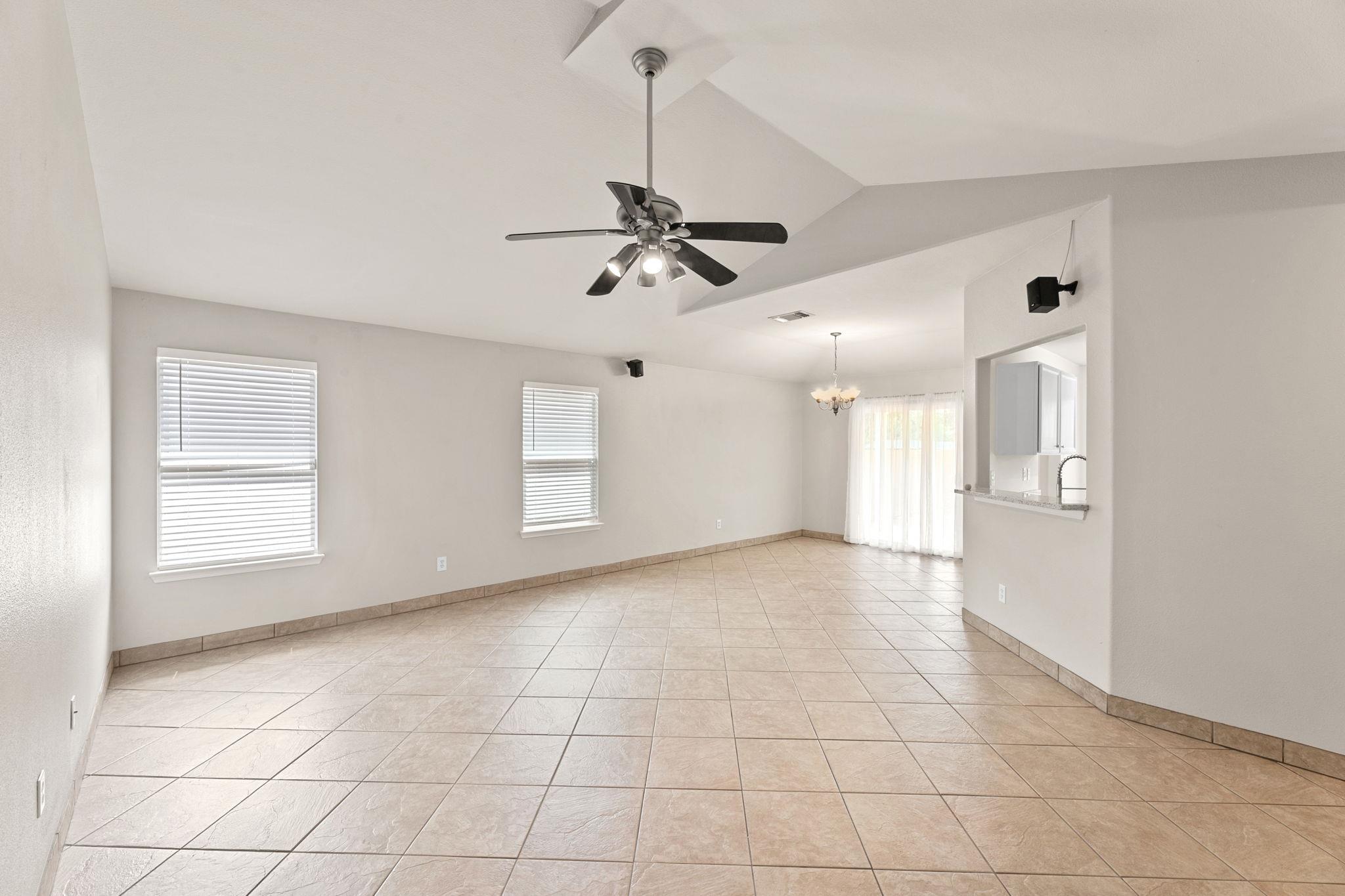 9038 Veranda CT