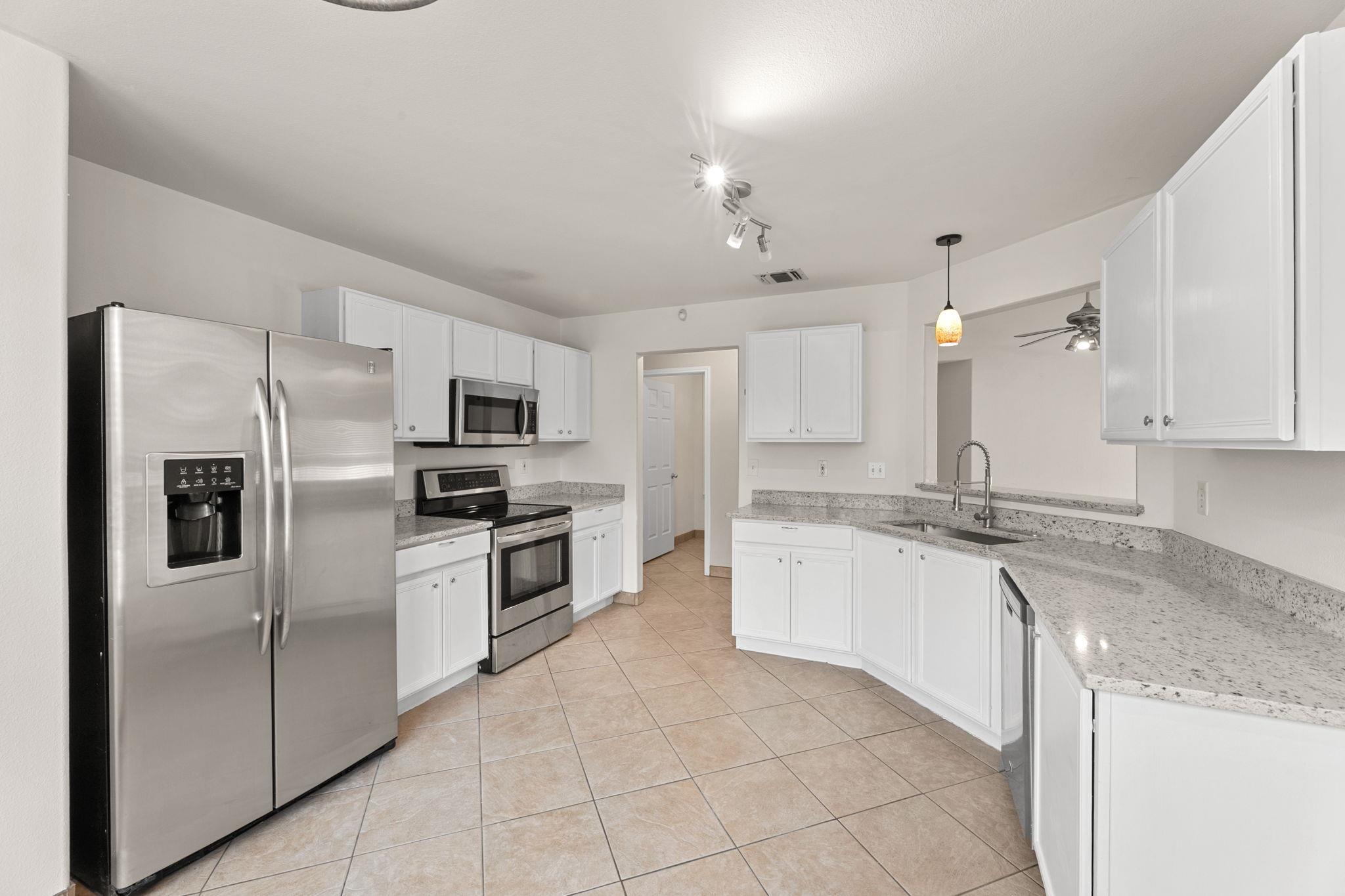 9038 Veranda CT