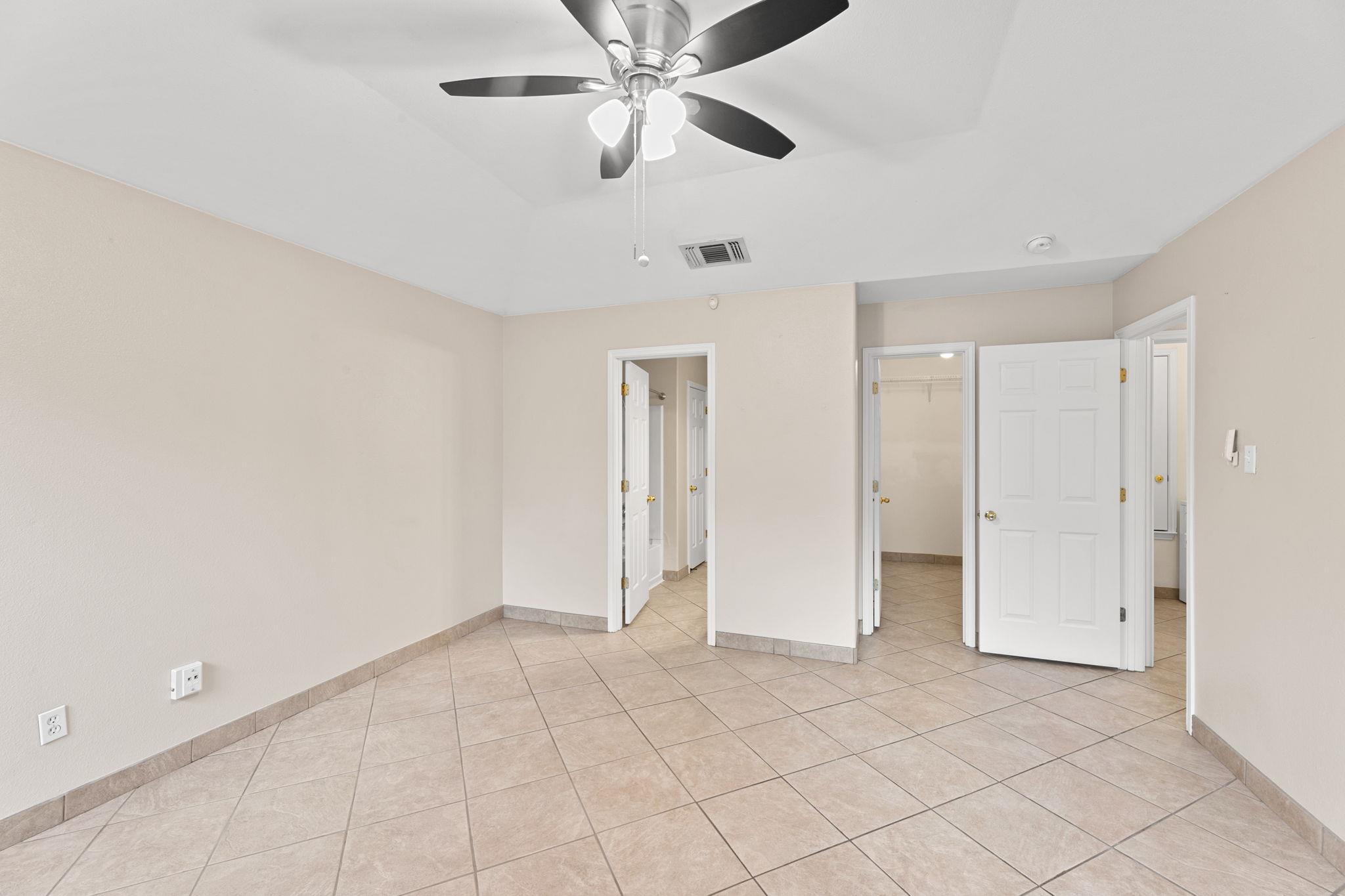 9038 Veranda CT