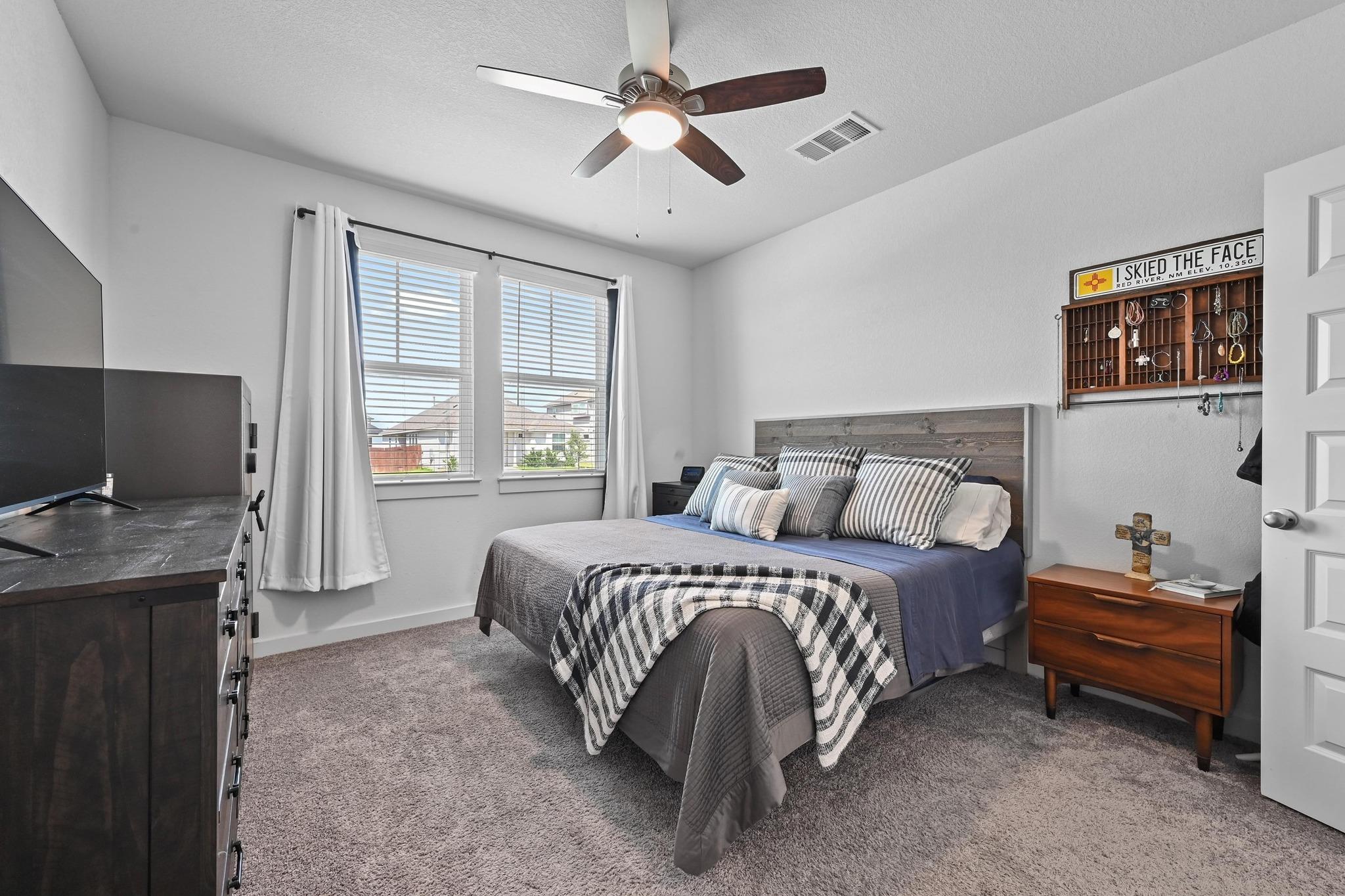 170 Banff DR