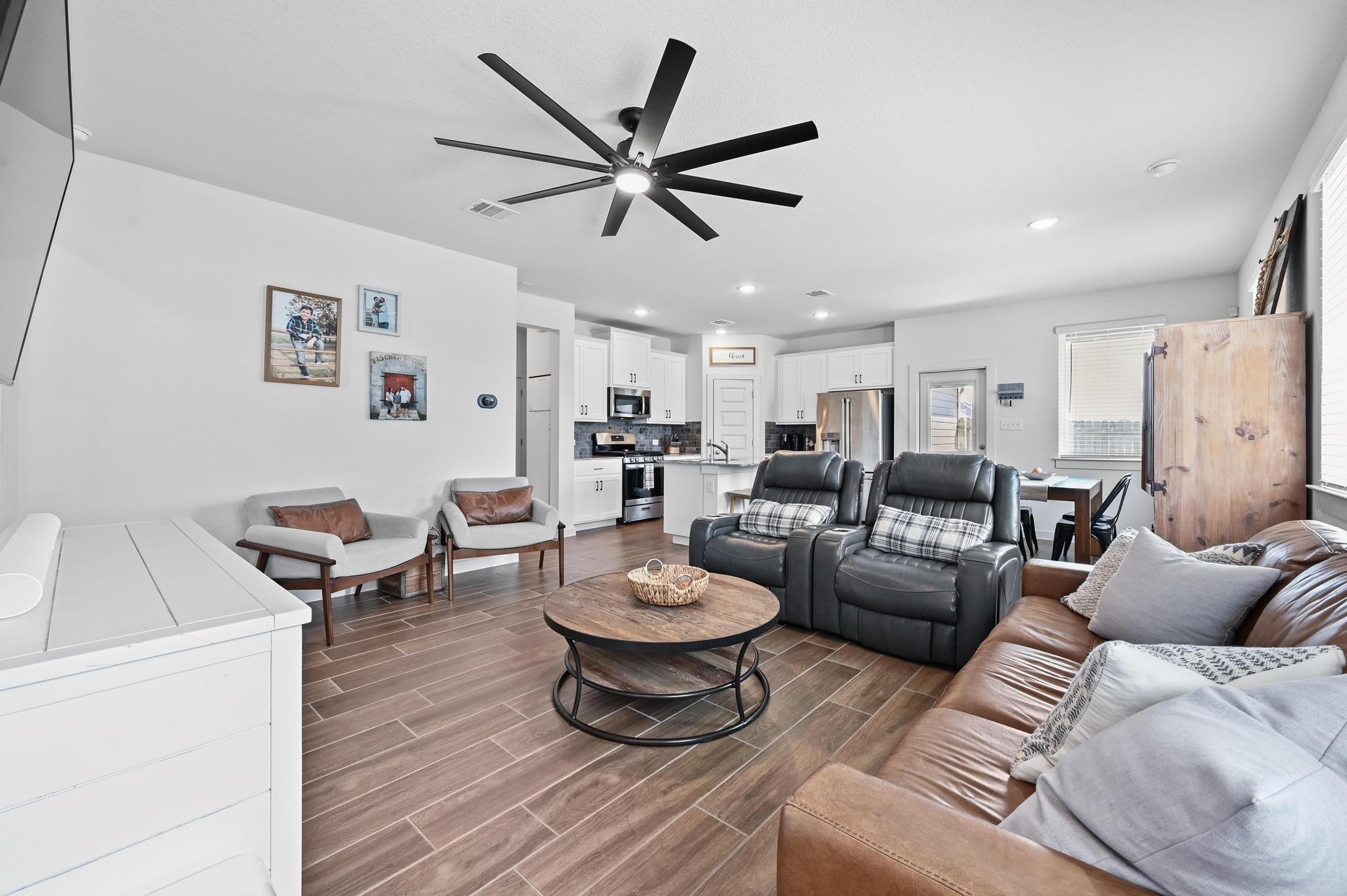 170 Banff DR