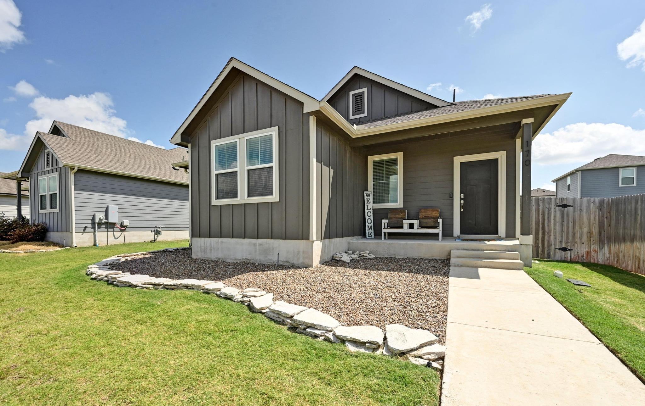 170 Banff DR