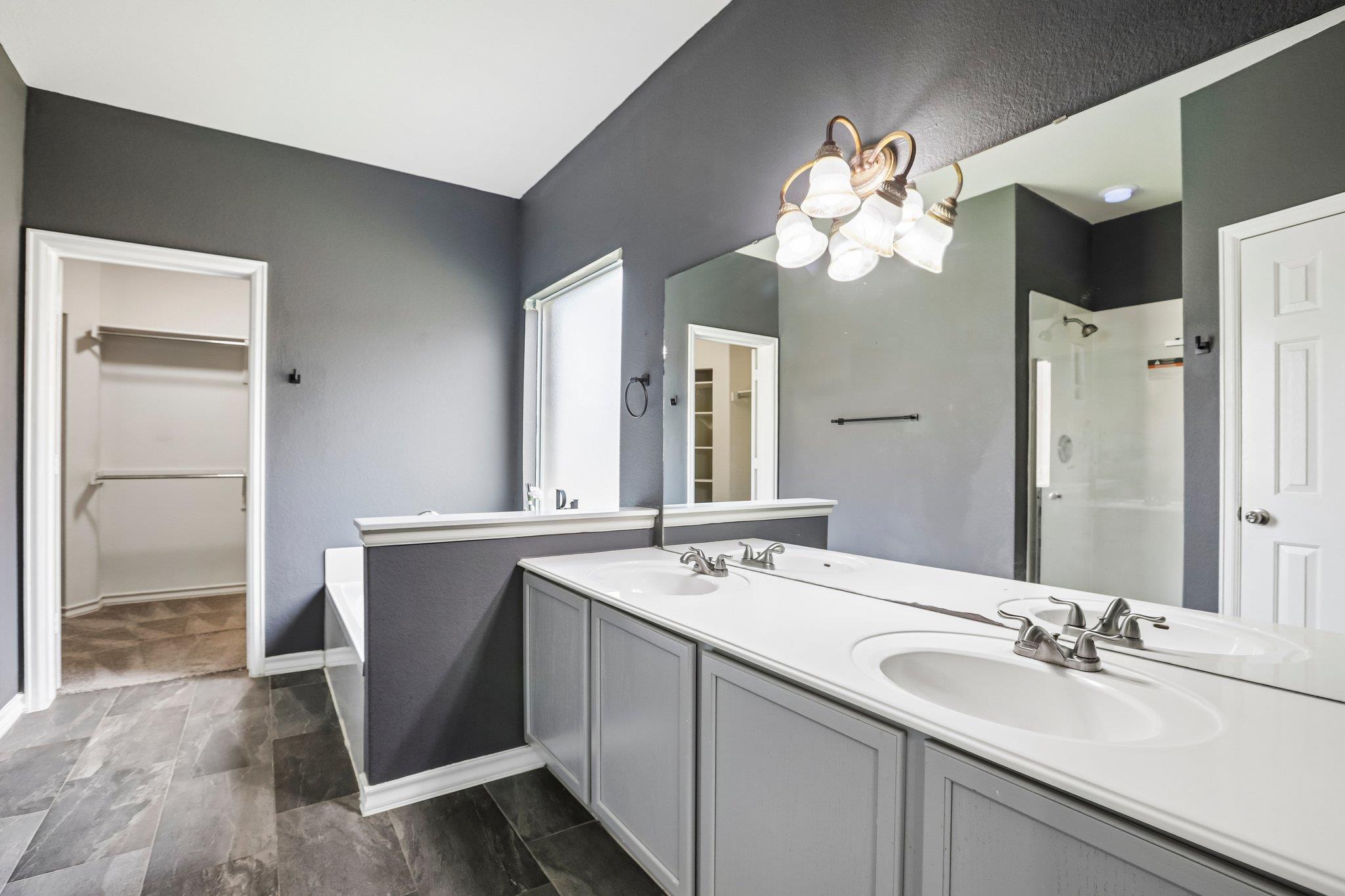 2821 Purple Thistle DR
