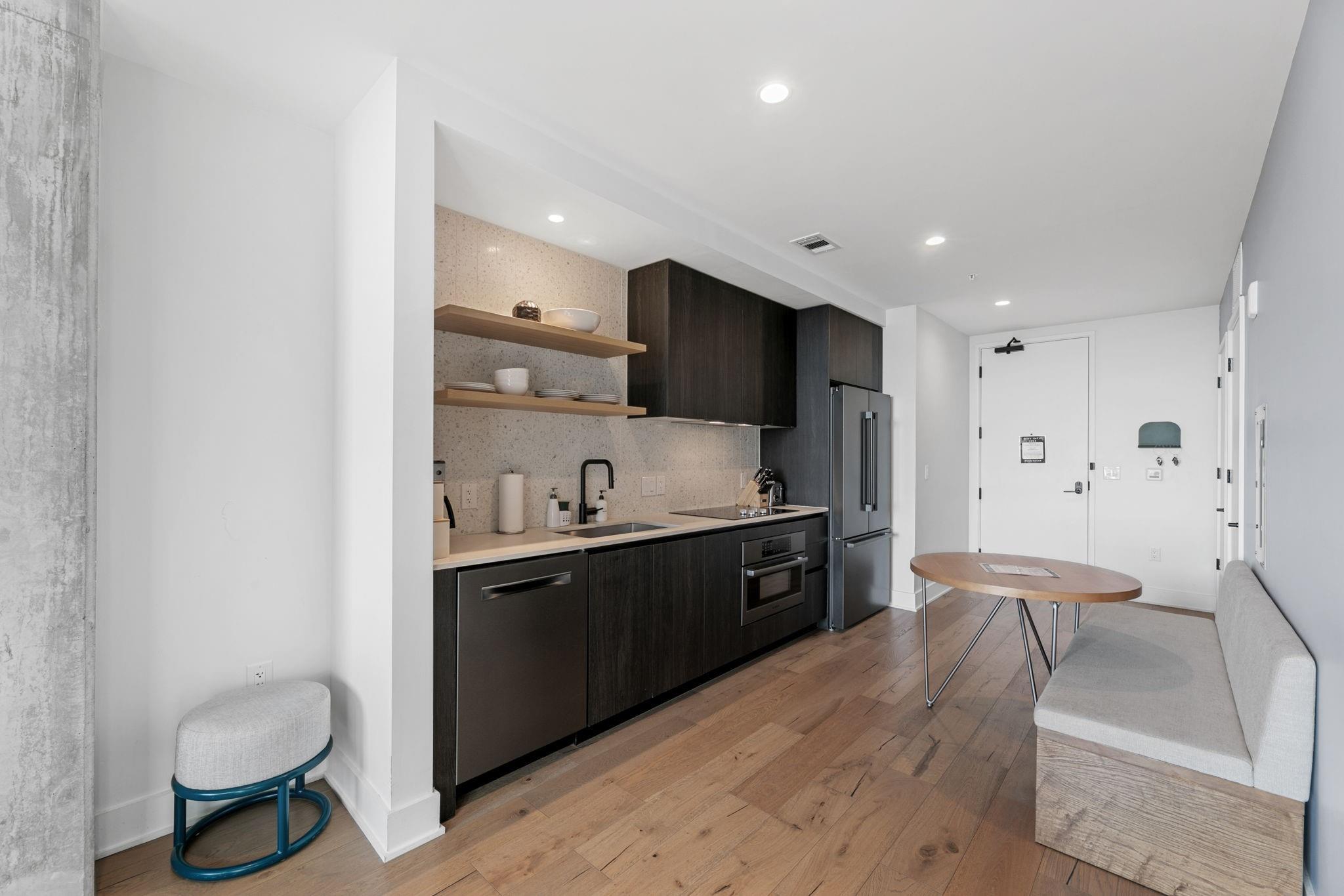 48 East Ave # 1405
