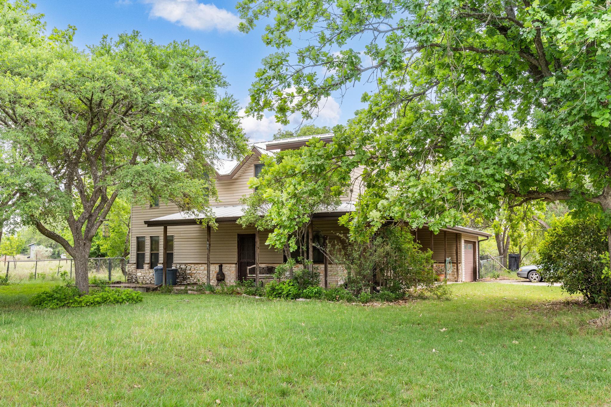 907 Horace Howard DR