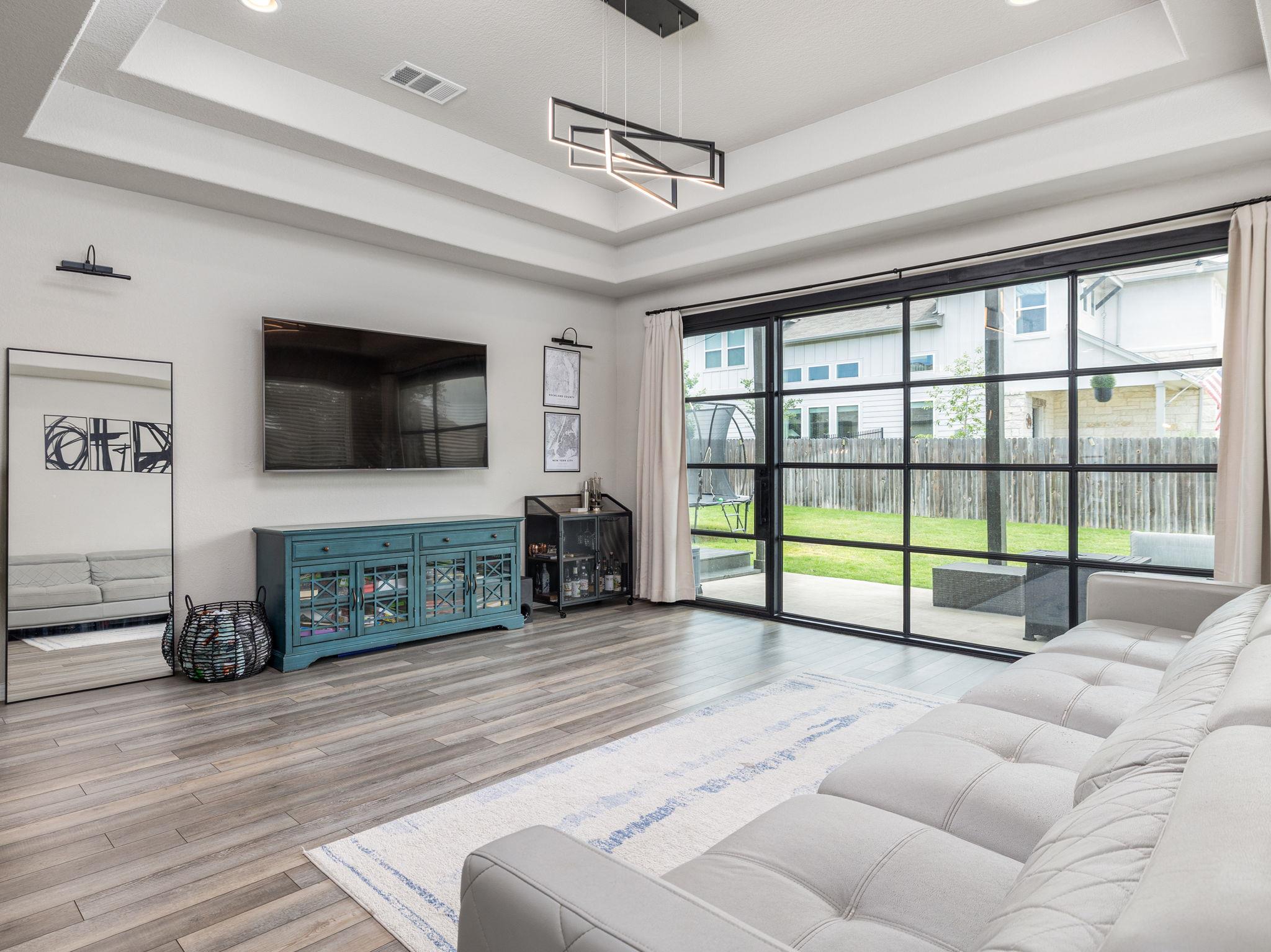453 Arrowhead Vine ST