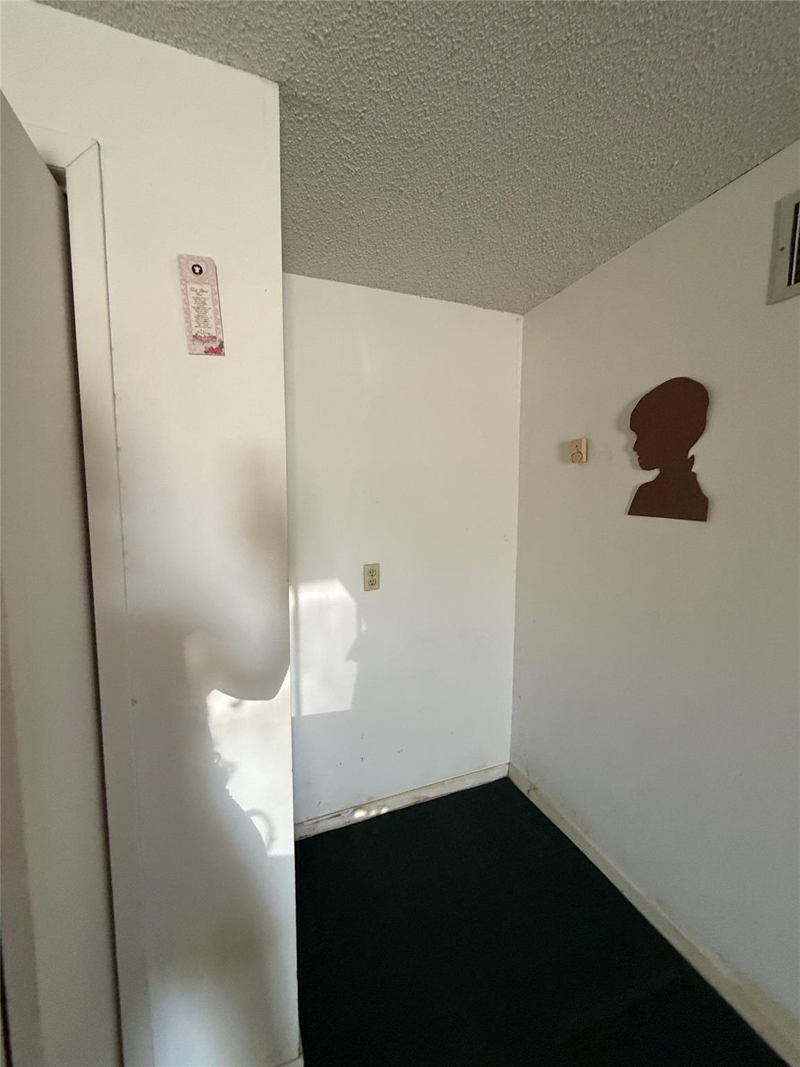 231 Harcourt Ave