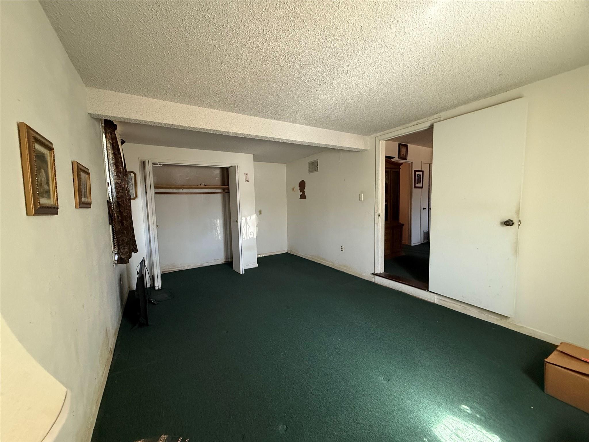 231 Harcourt Ave