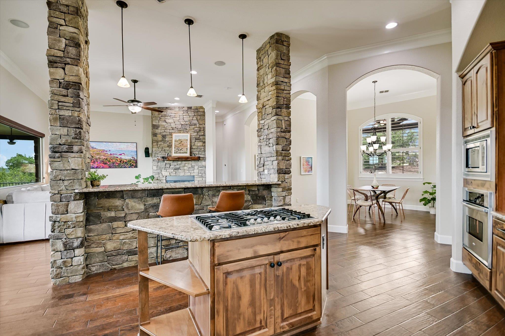 4408 Blacksmith CV
