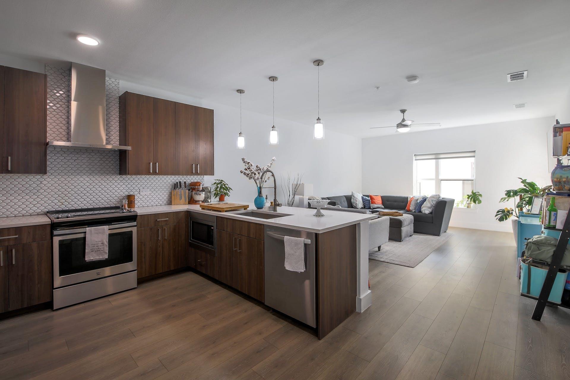 2213 Poquito ST # 305