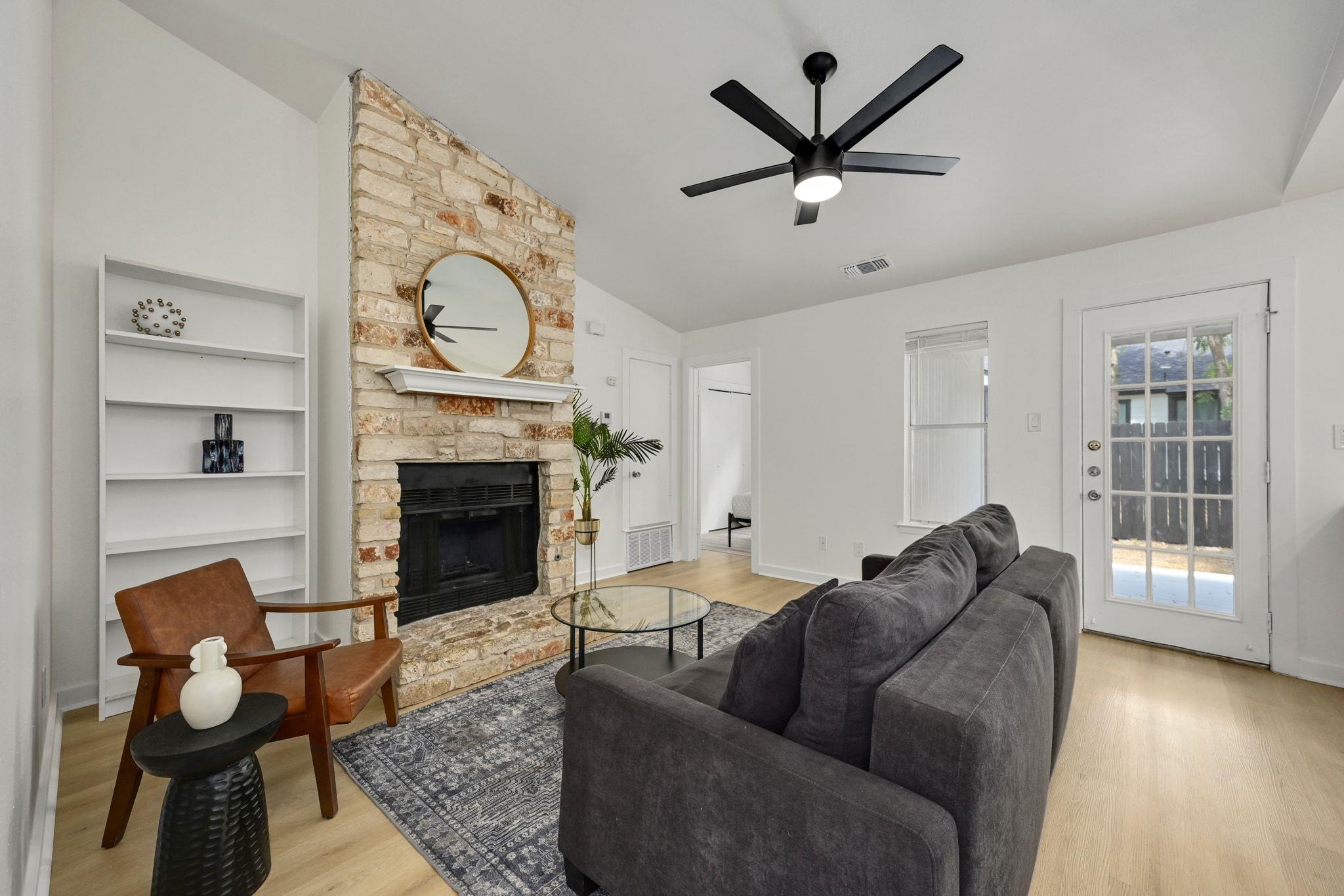 12820 Tomanet TRL # B Unit: A & B