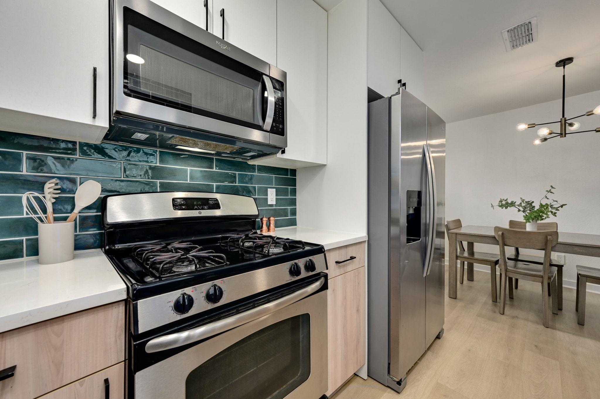 12820 Tomanet TRL # B Unit: A & B