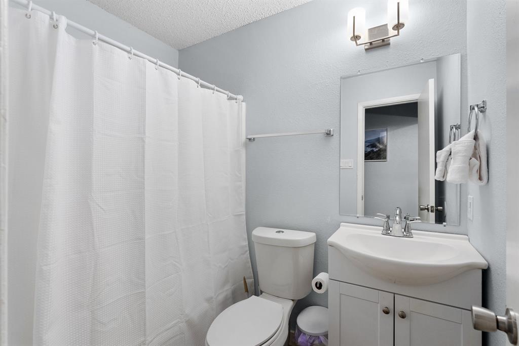 12820 Tomanet TRL # B Unit: A & B