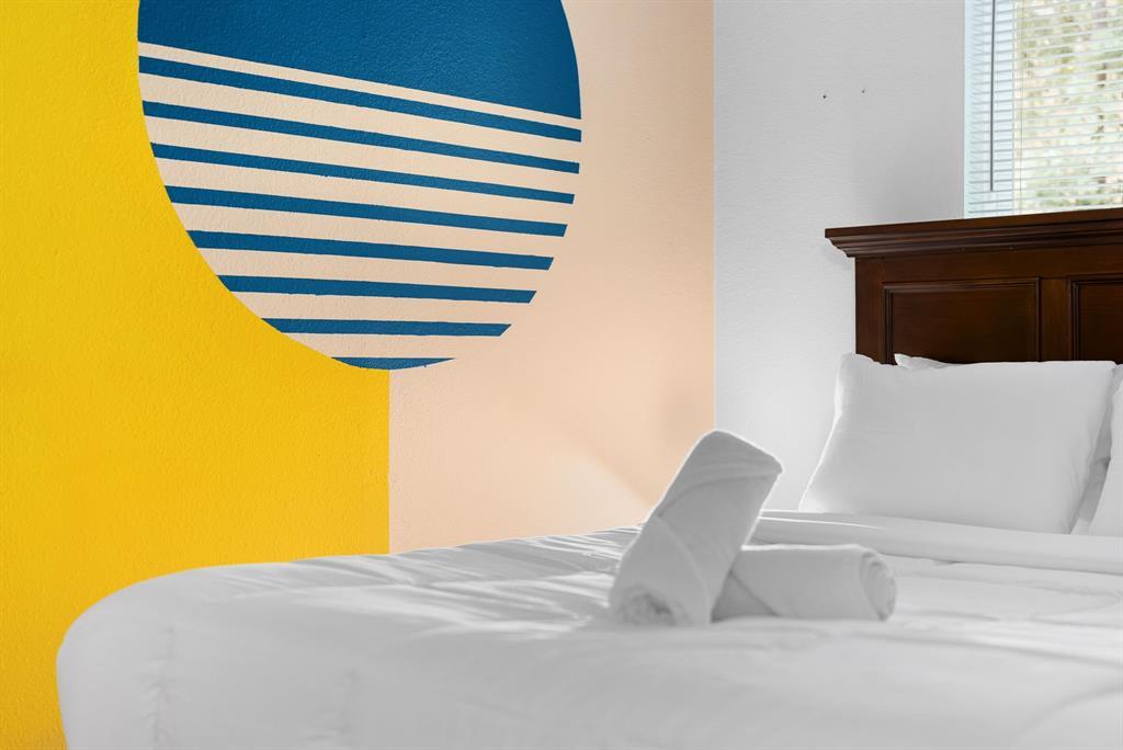 12820 Tomanet TRL # B Unit: A & B