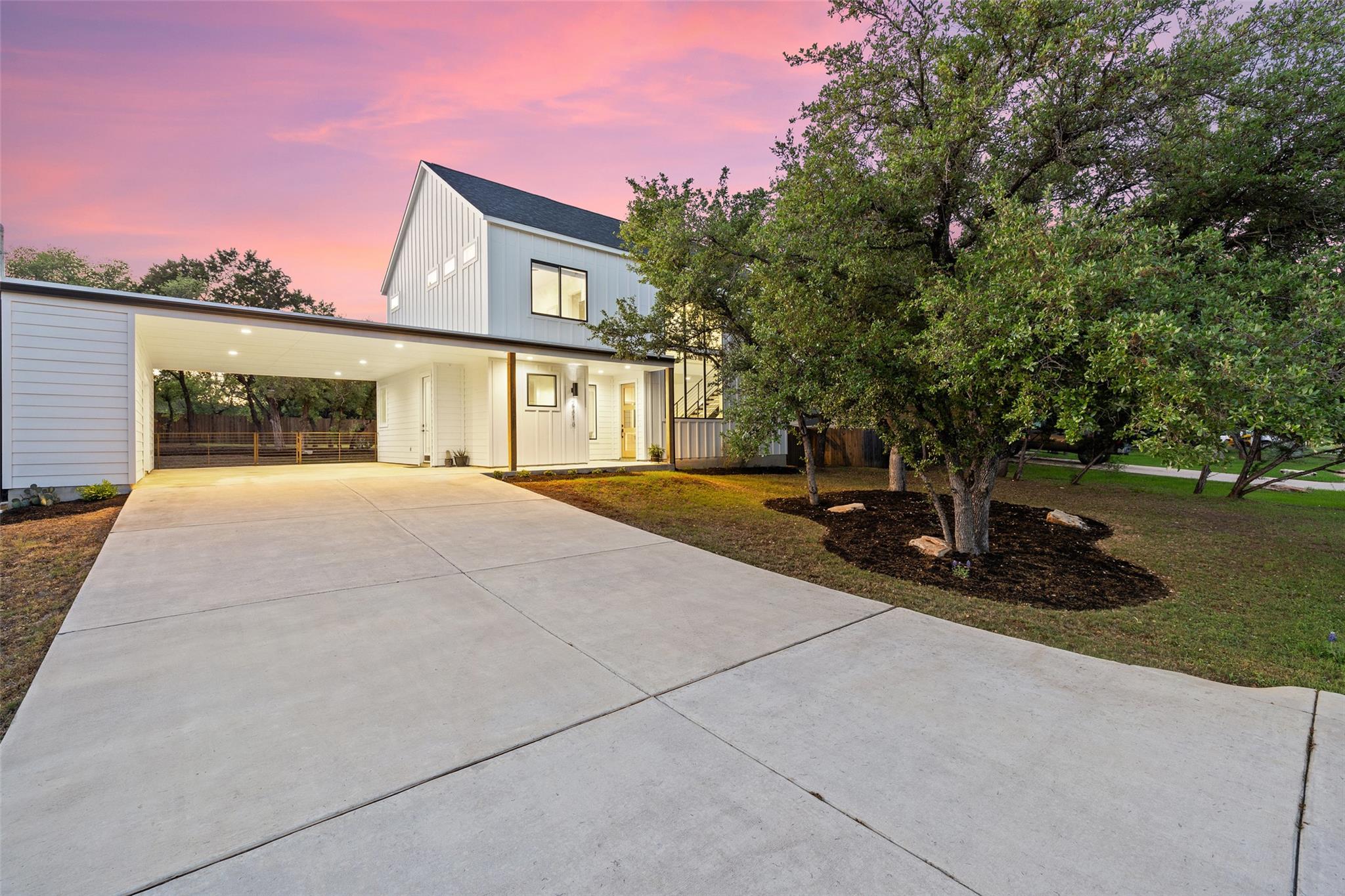 22218 Briarcliff DR