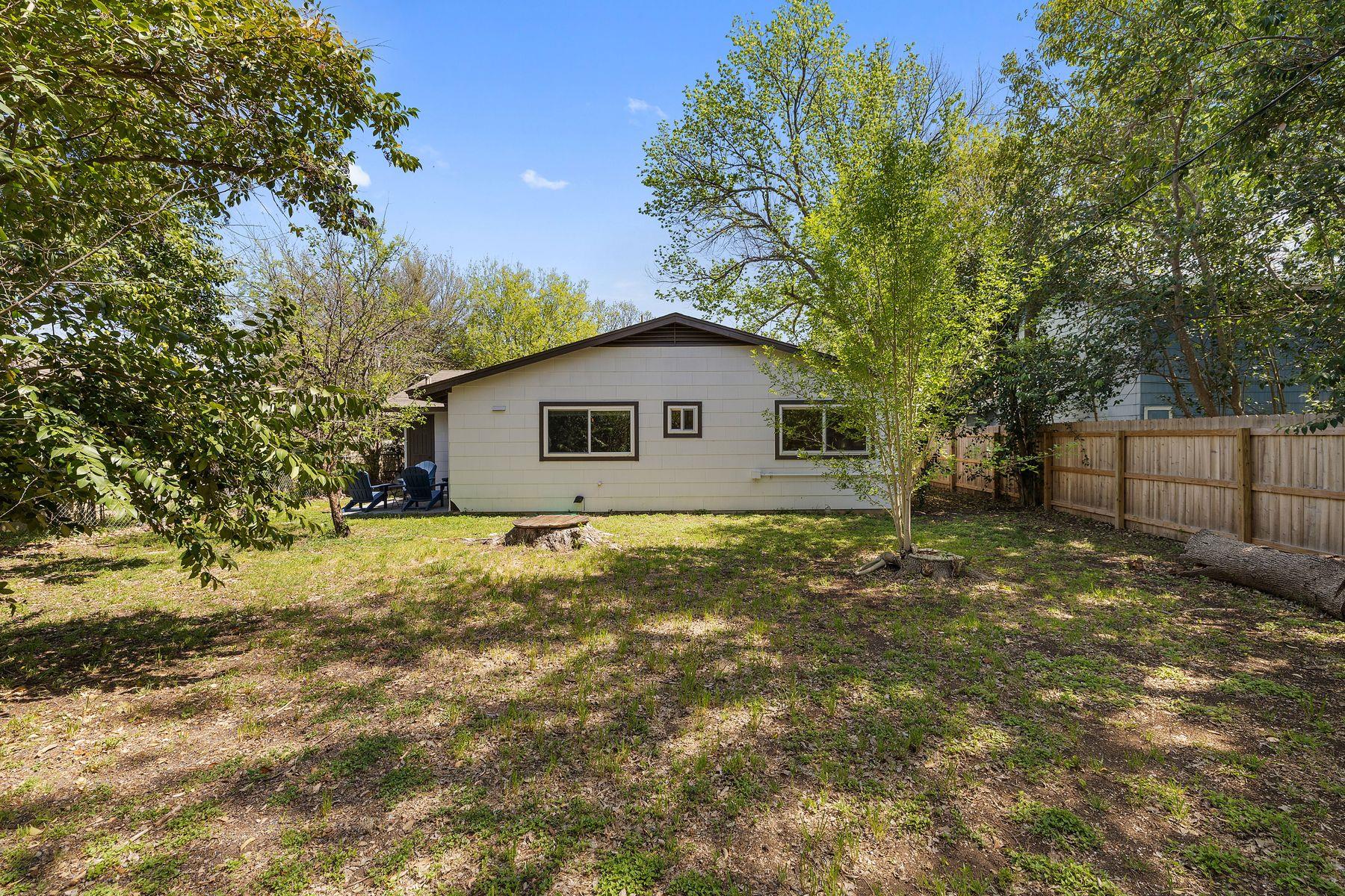 5304 Harvest LN