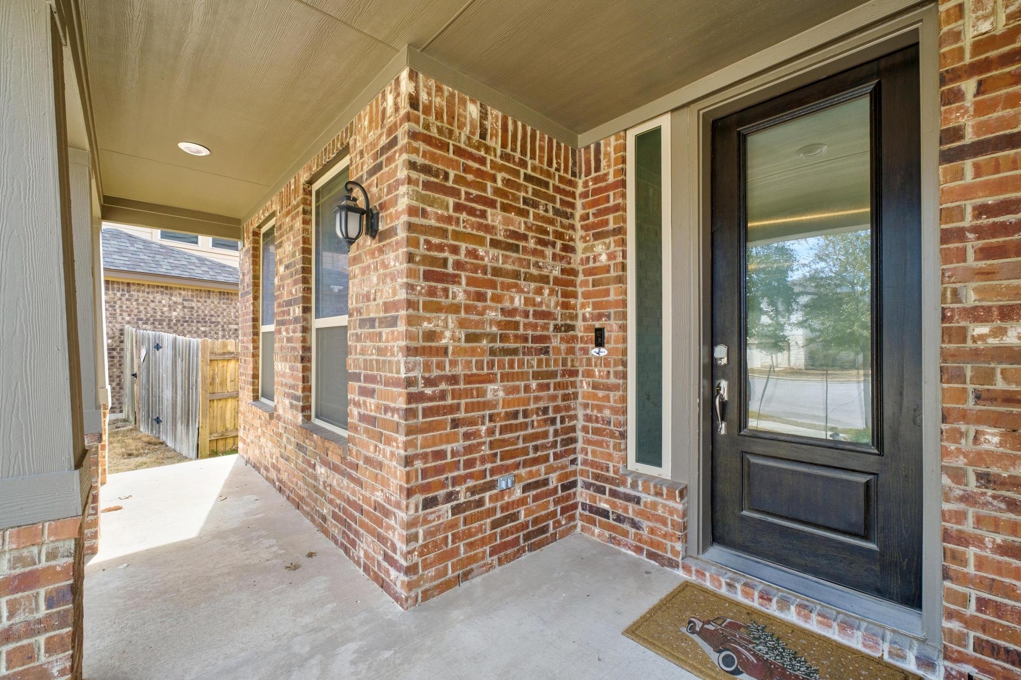 718 Hereford LOOP
