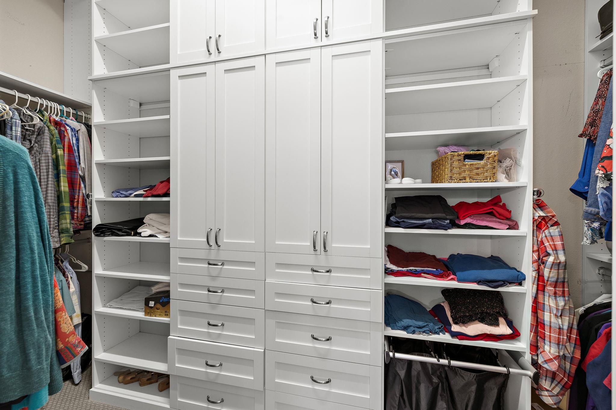 5016 Yucca Flower LN