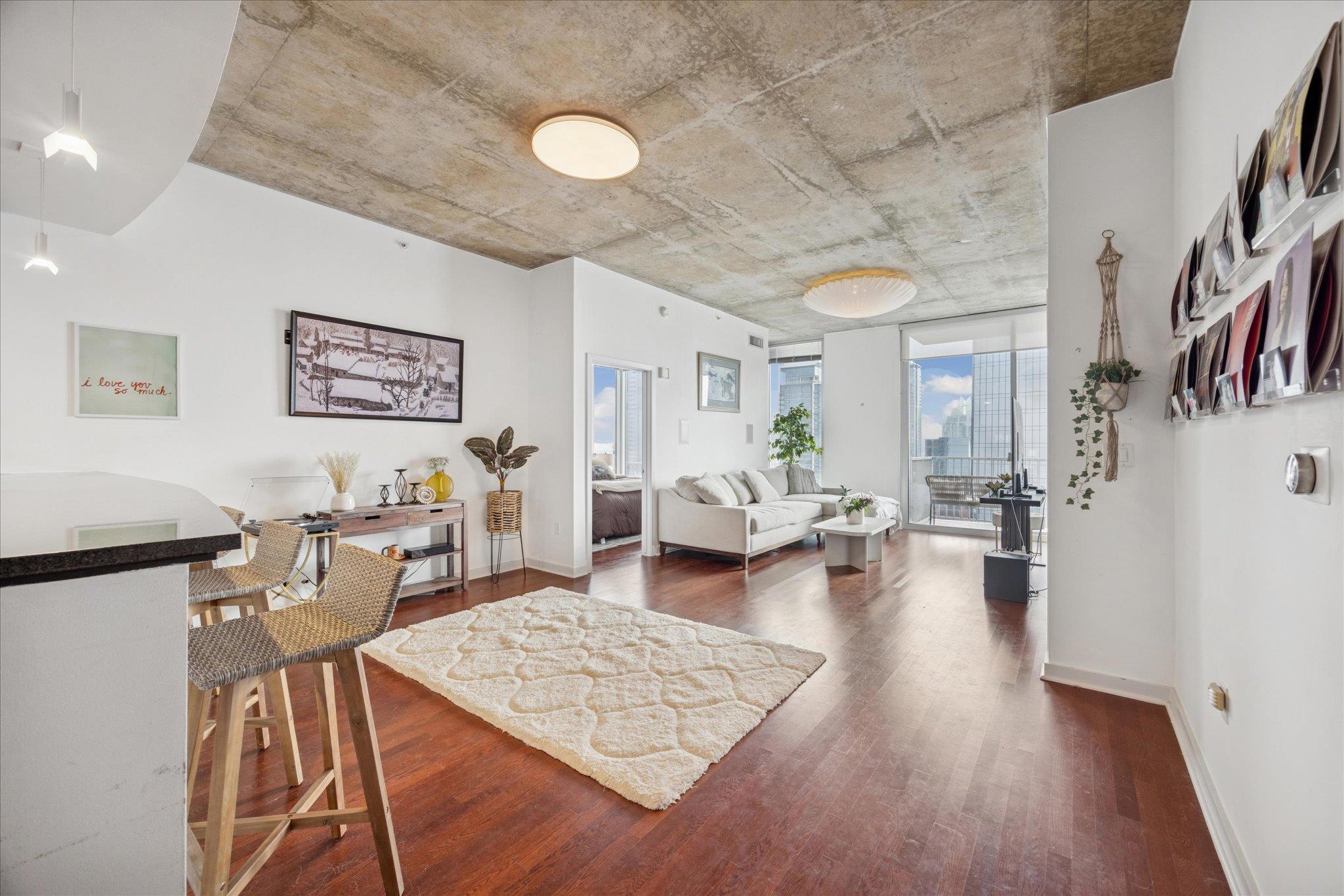 360 Nueces ST # 3309