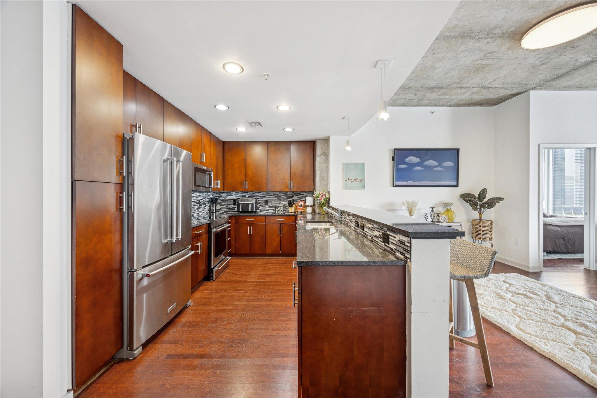 360 Nueces ST # 3309