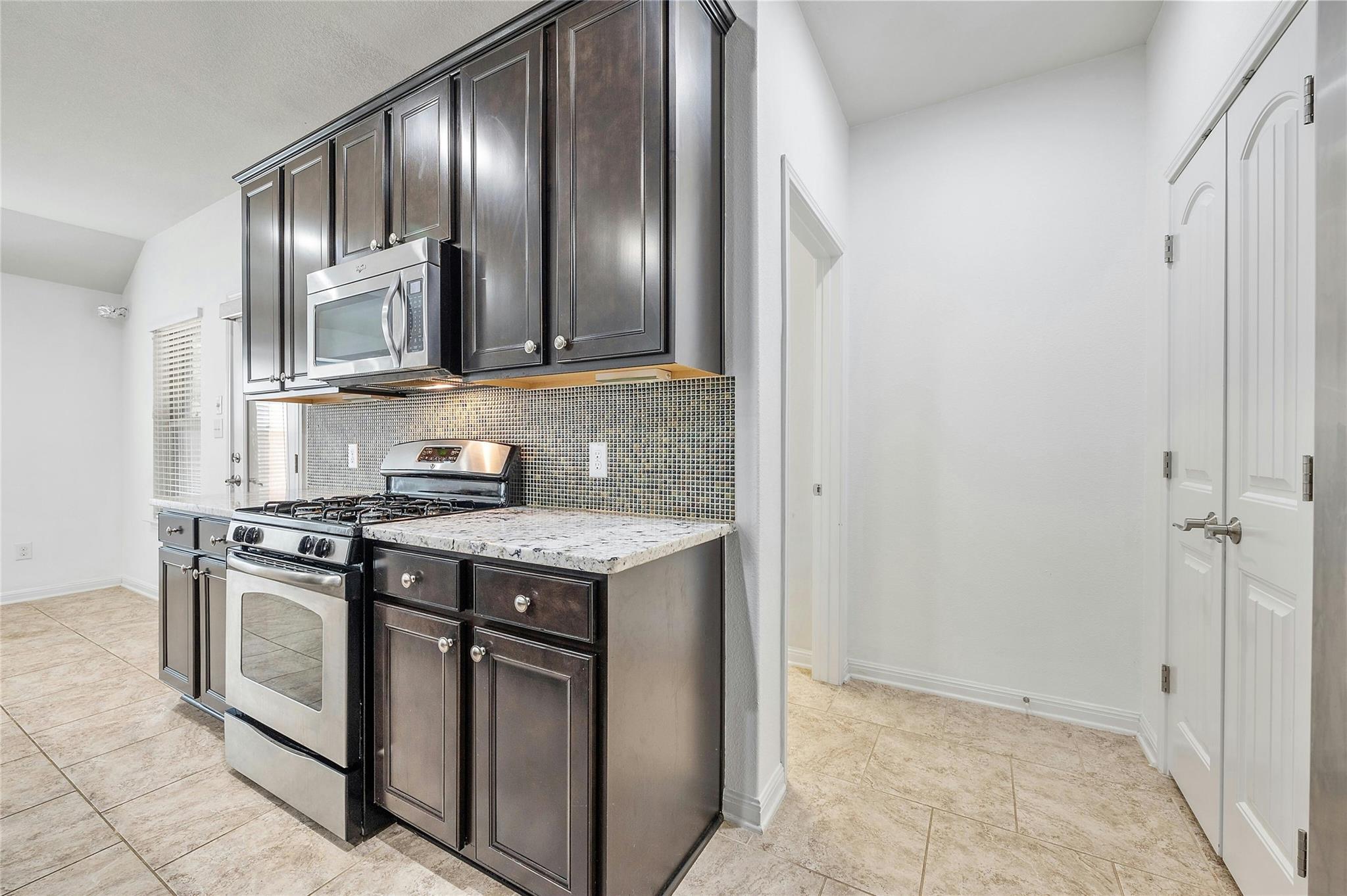 5916 Gunnison Turn CV