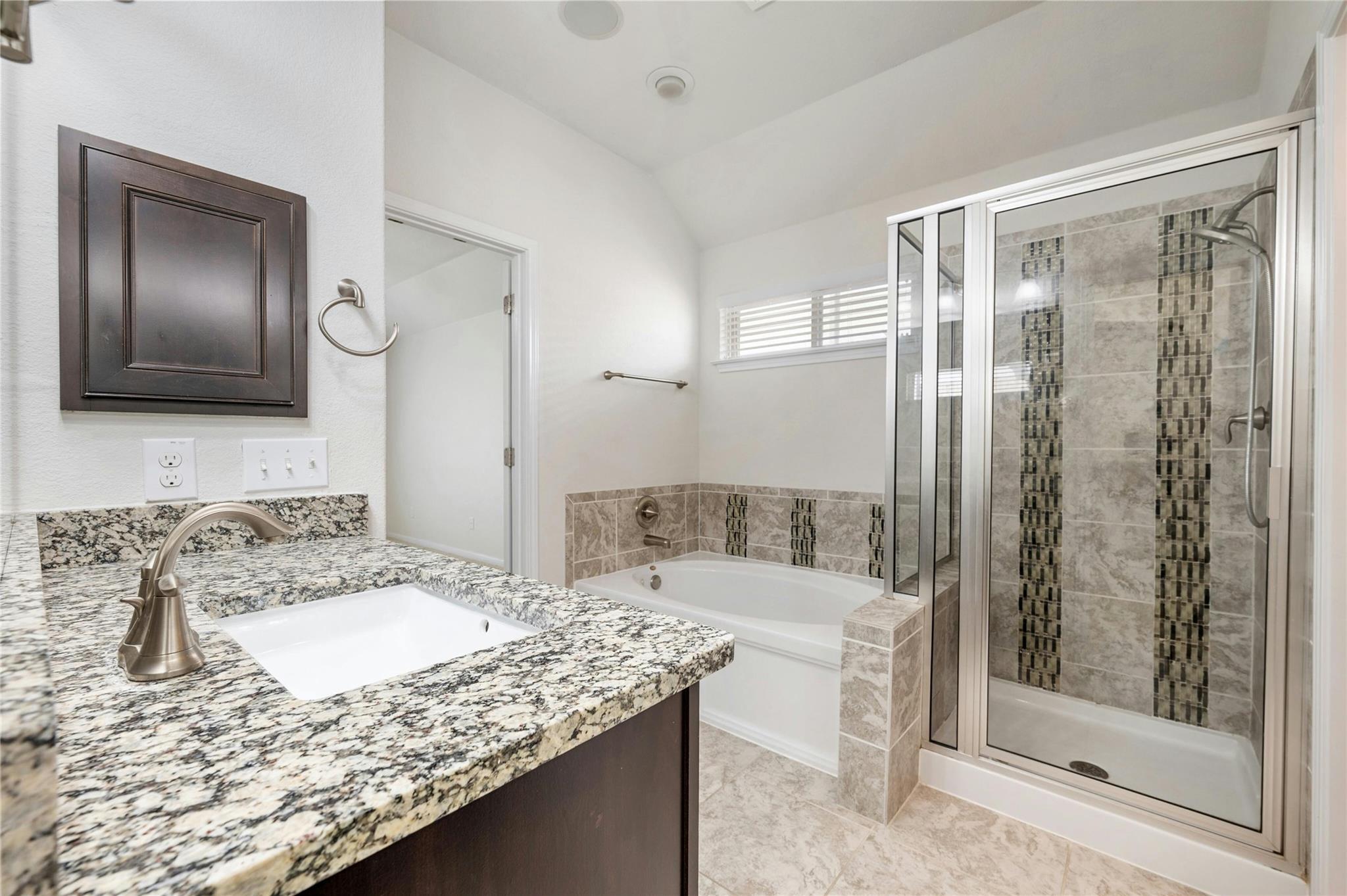 5916 Gunnison Turn CV