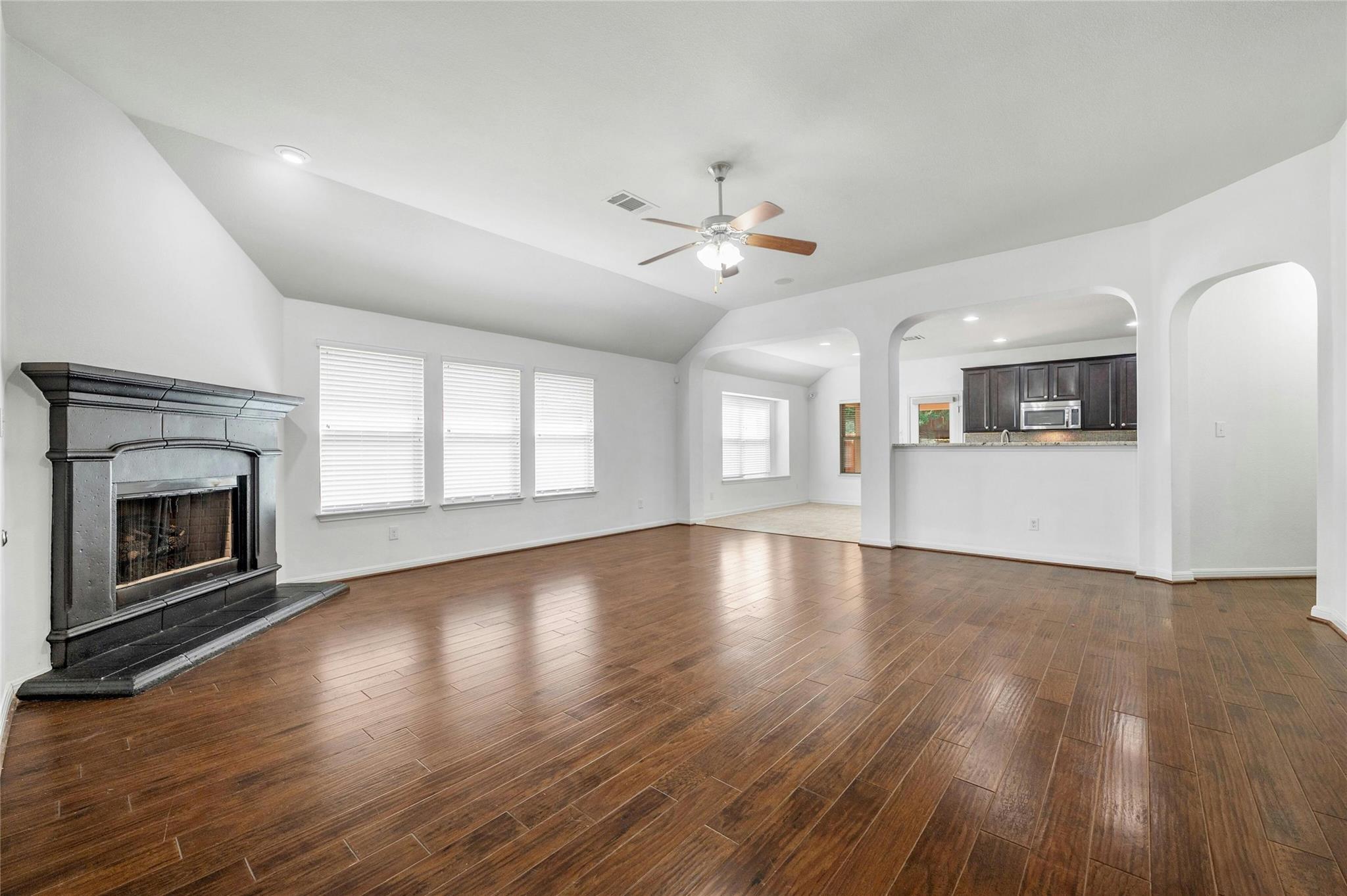 5916 Gunnison Turn CV