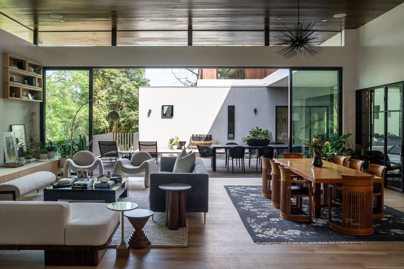 1001 Madrone RD, West Lake Hills