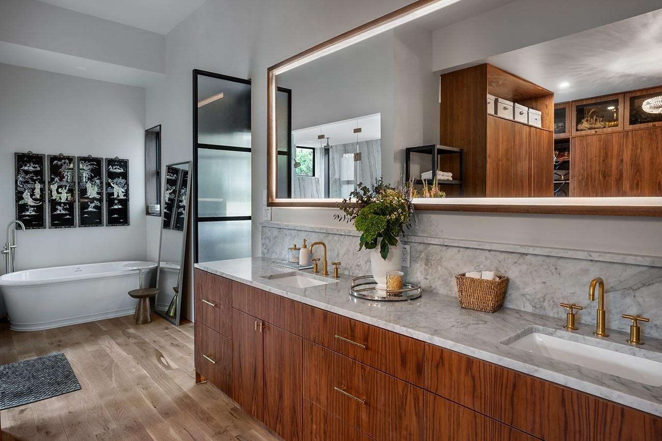 1001 Madrone RD, West Lake Hills