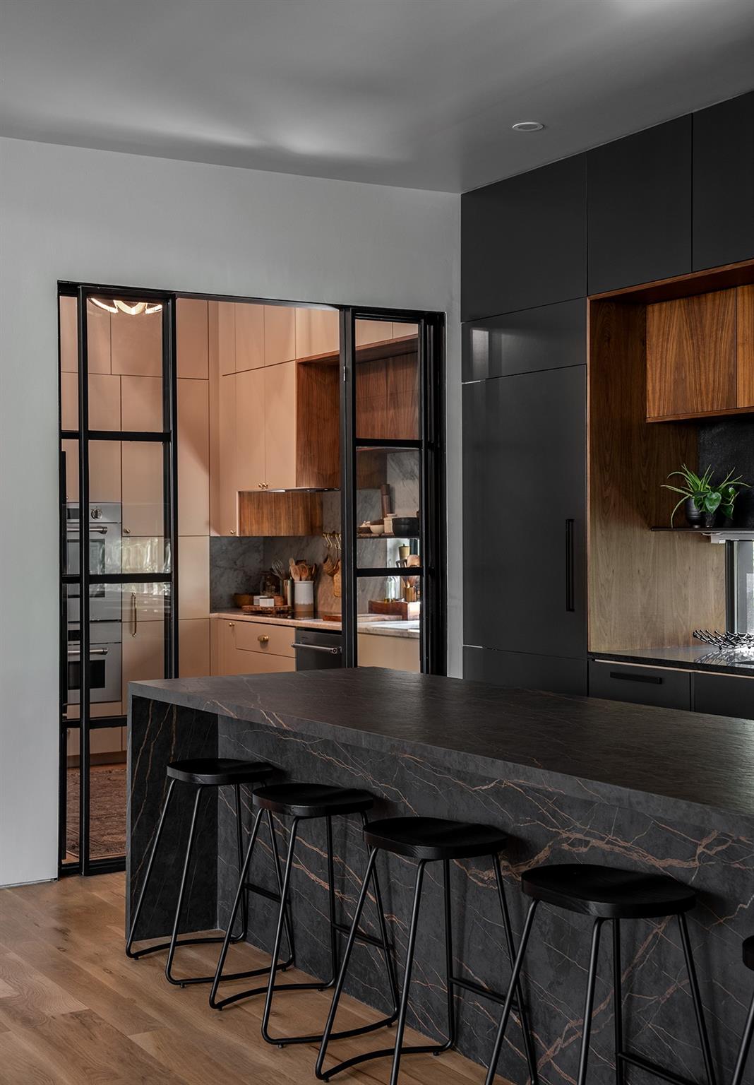 1001 Madrone RD, West Lake Hills