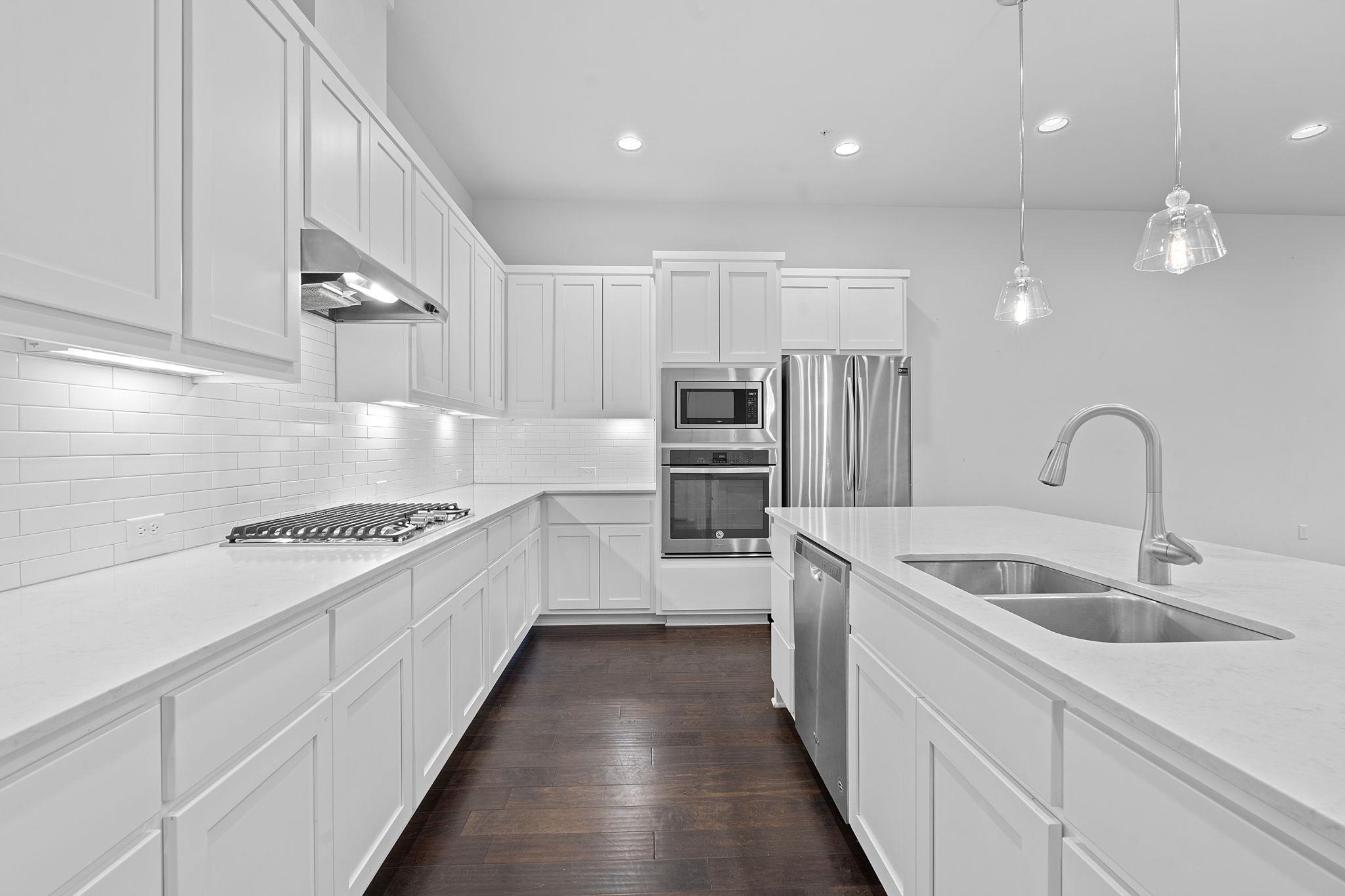 4211 Berkman DR