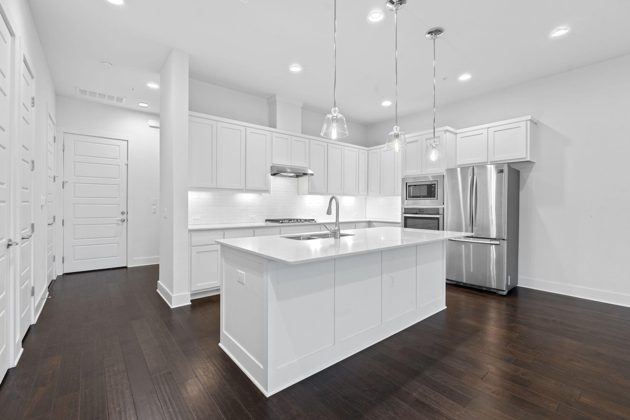 4211 Berkman DR