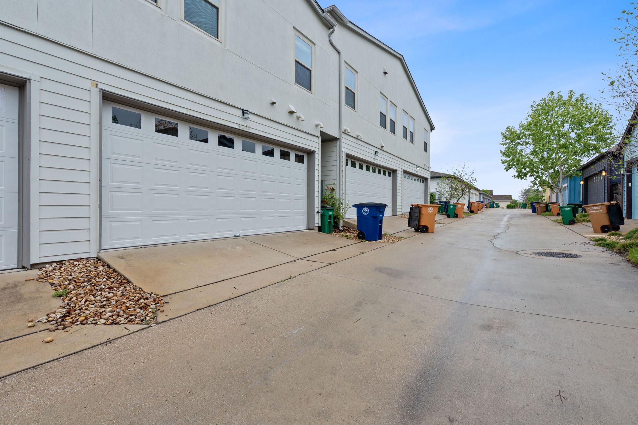 4211 Berkman DR