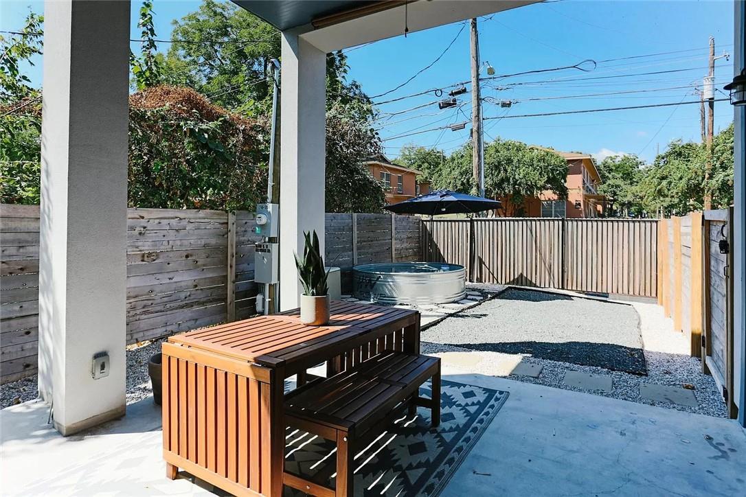 1145 1/2 Poquito ST # A