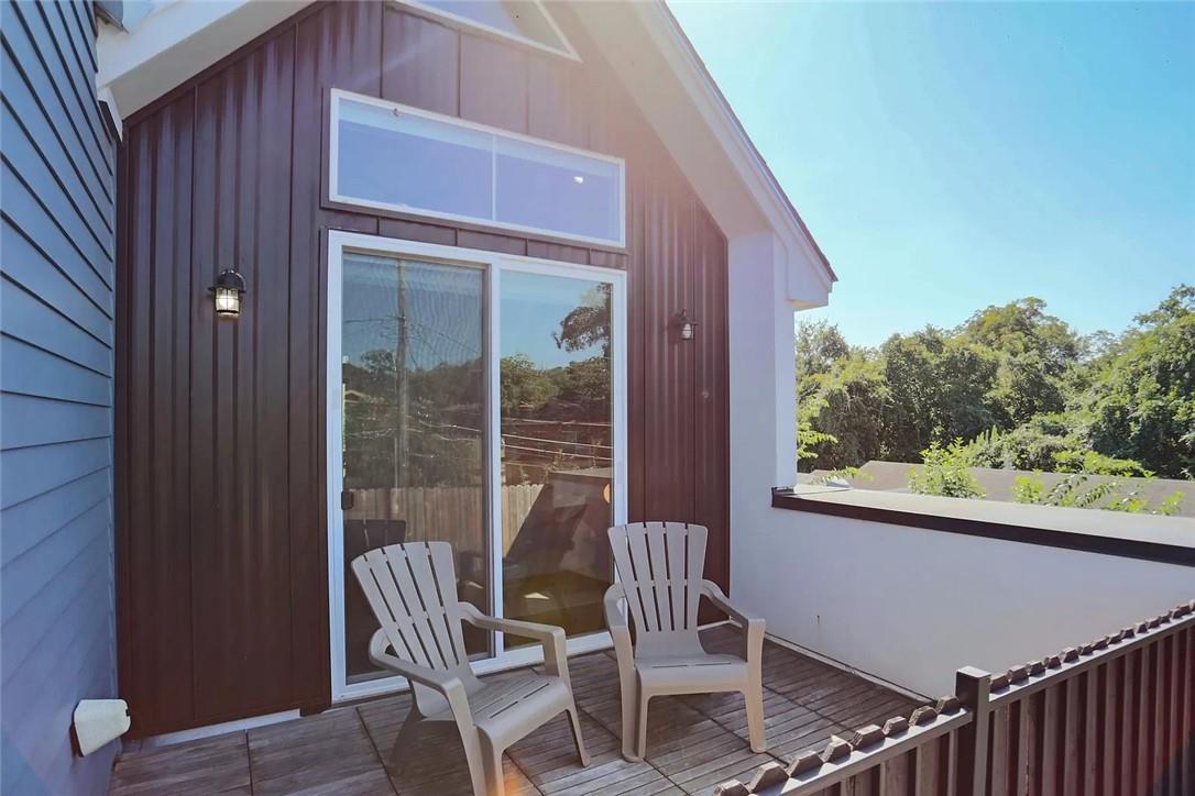 1145 1/2 Poquito ST # A