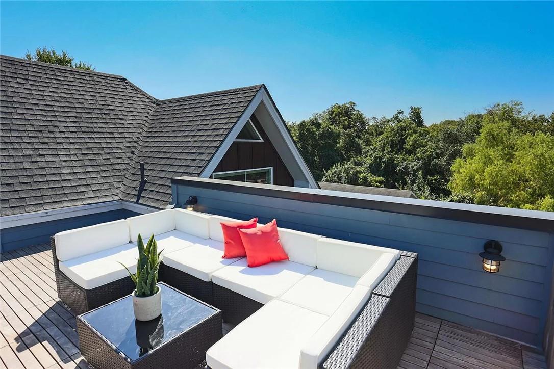 1145 1/2 Poquito ST # A