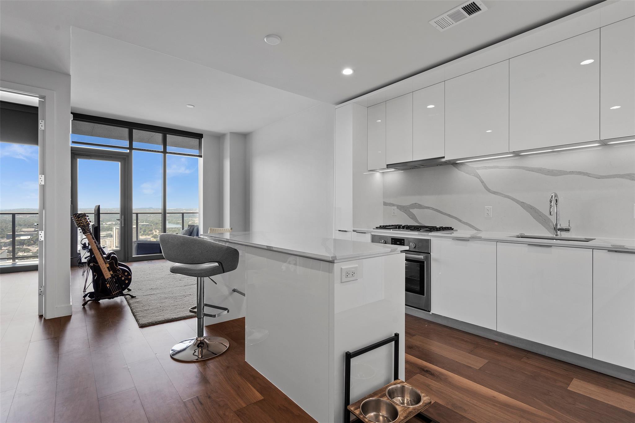 44 East Ave # 3104