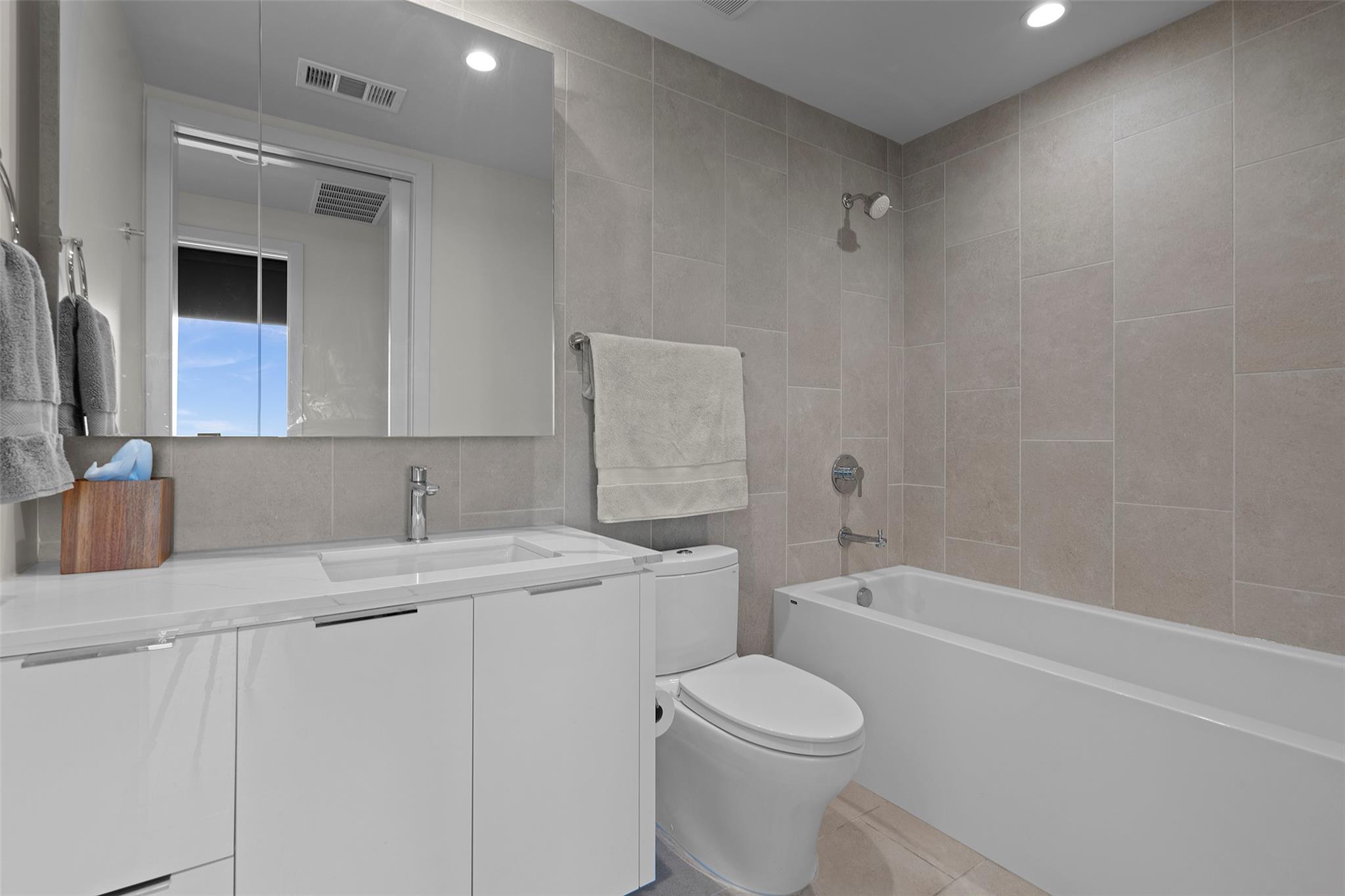 44 East Ave # 3104