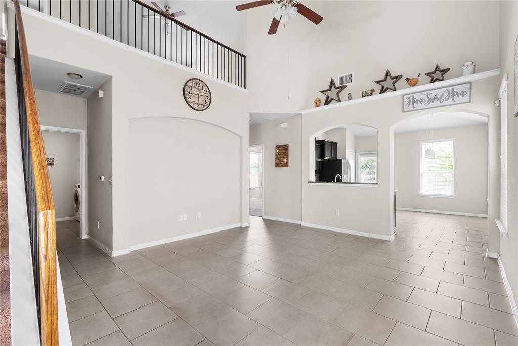 350 Purple Martin Ave