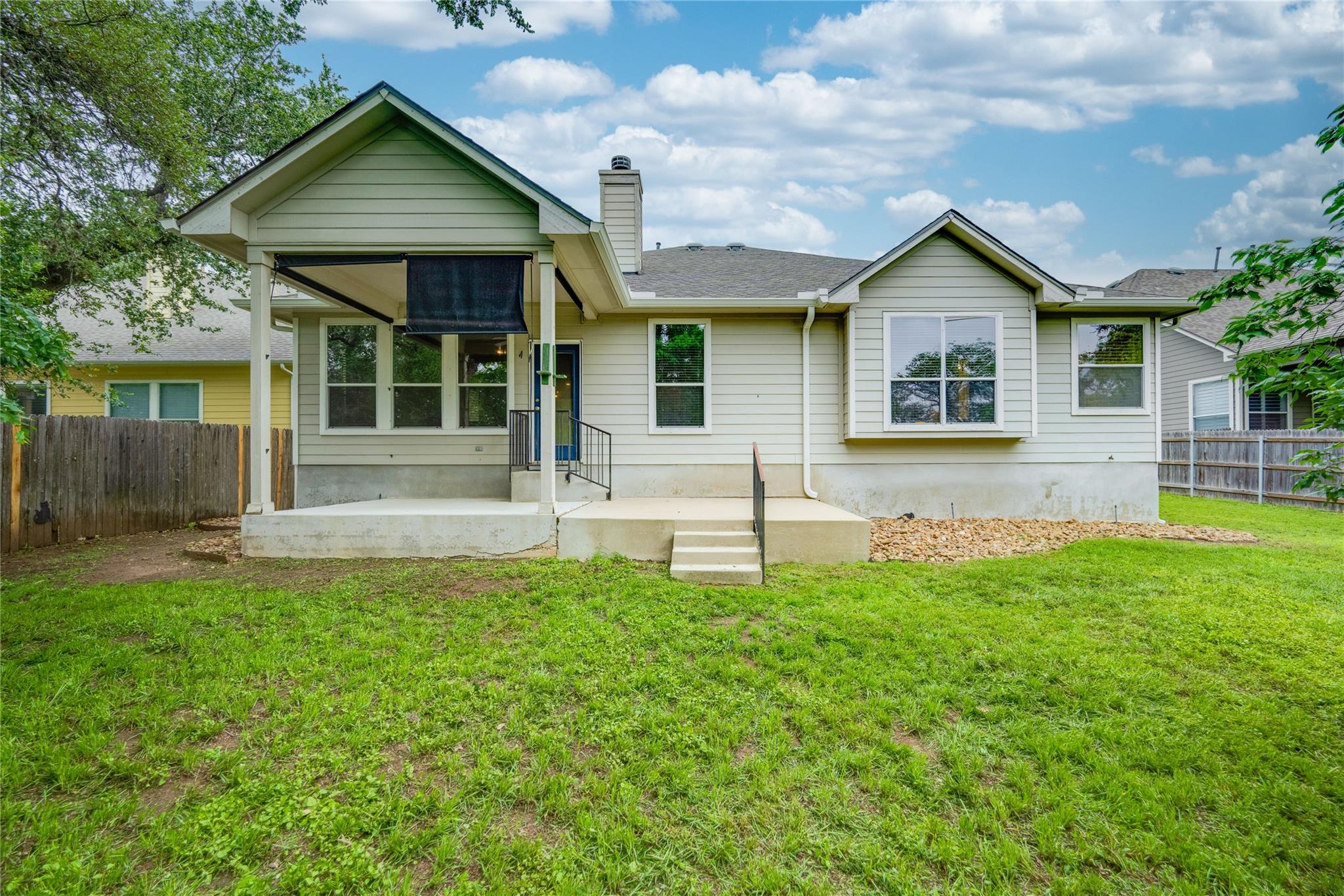 6421 Carrington DR