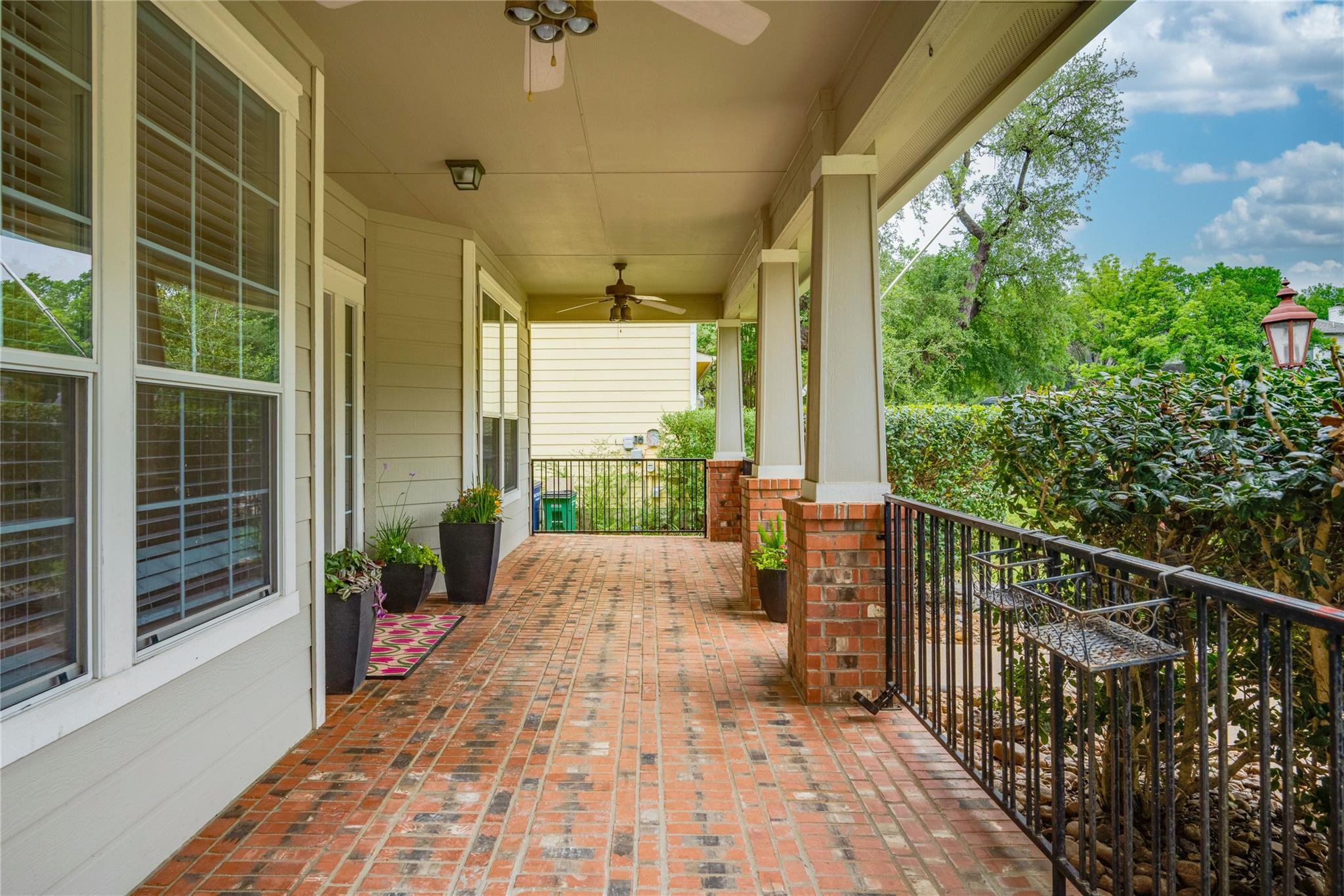 6421 Carrington DR